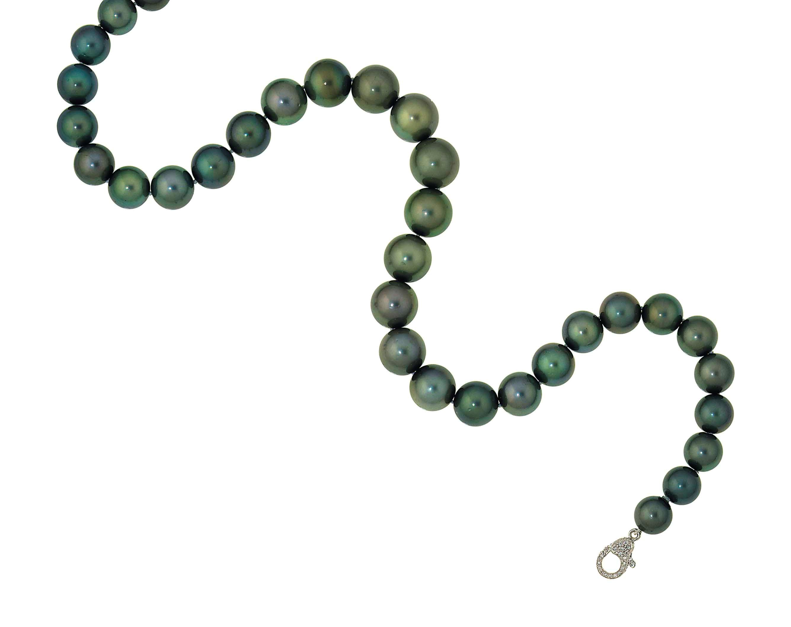 A cultured pearl necklace