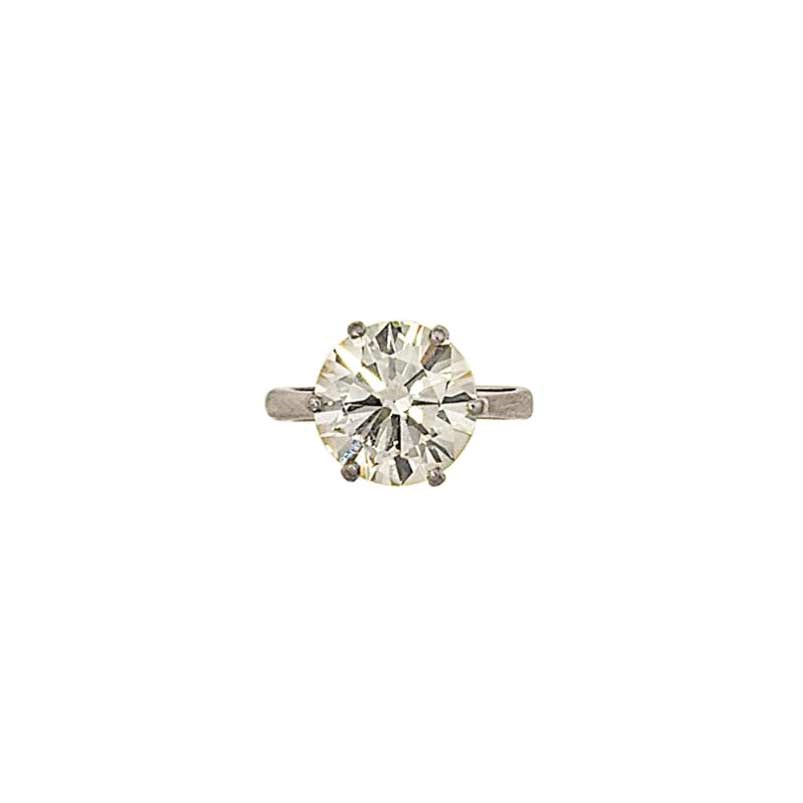 A diamond single-stone ring