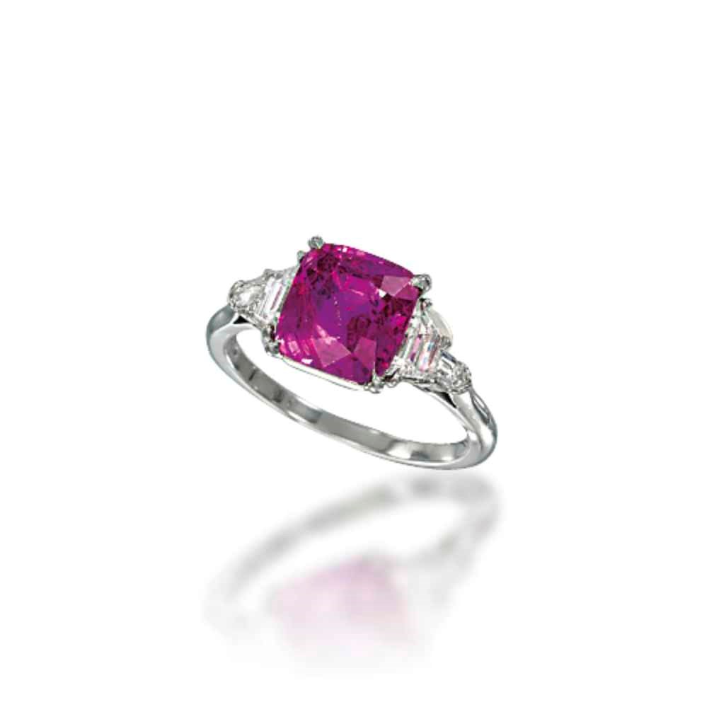 A BURMESE RUBY RING