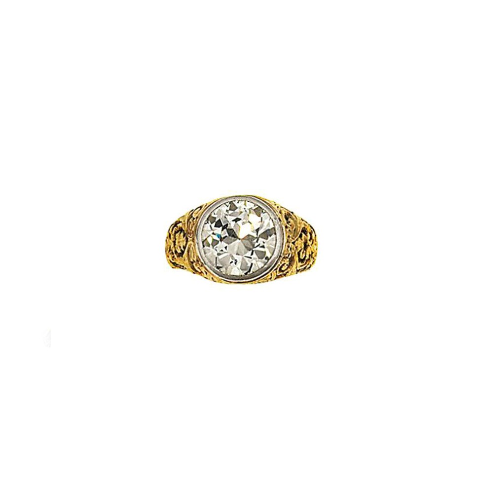 A diamond single stone ring