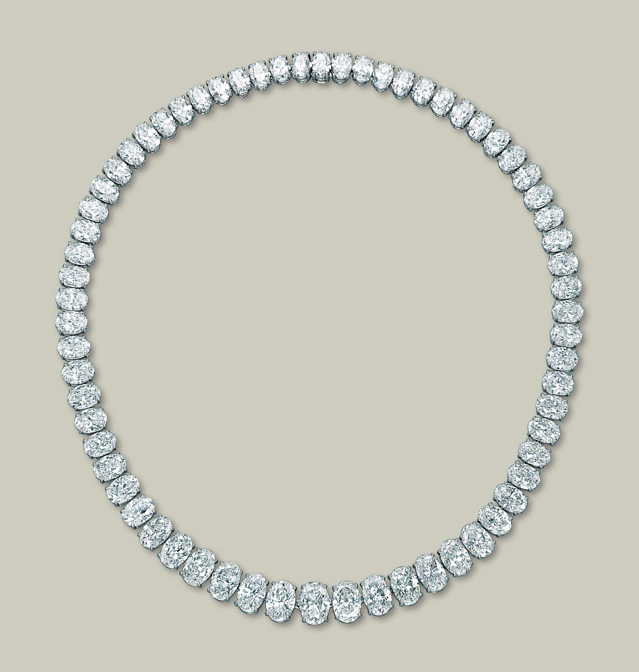 A DIAMOND RIVIÈRE NECKLACE