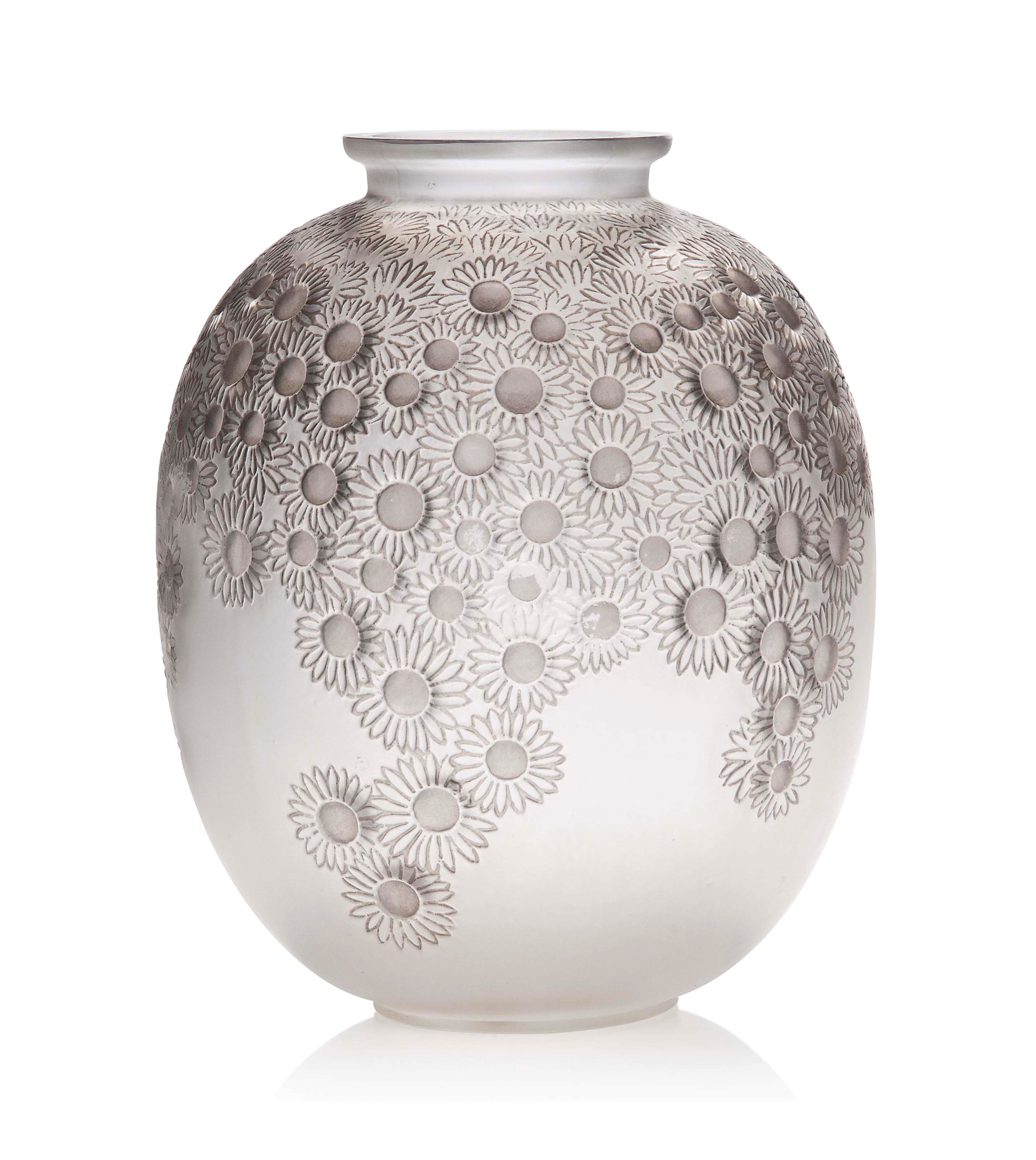 MARGUERITES VASE, NO. 922