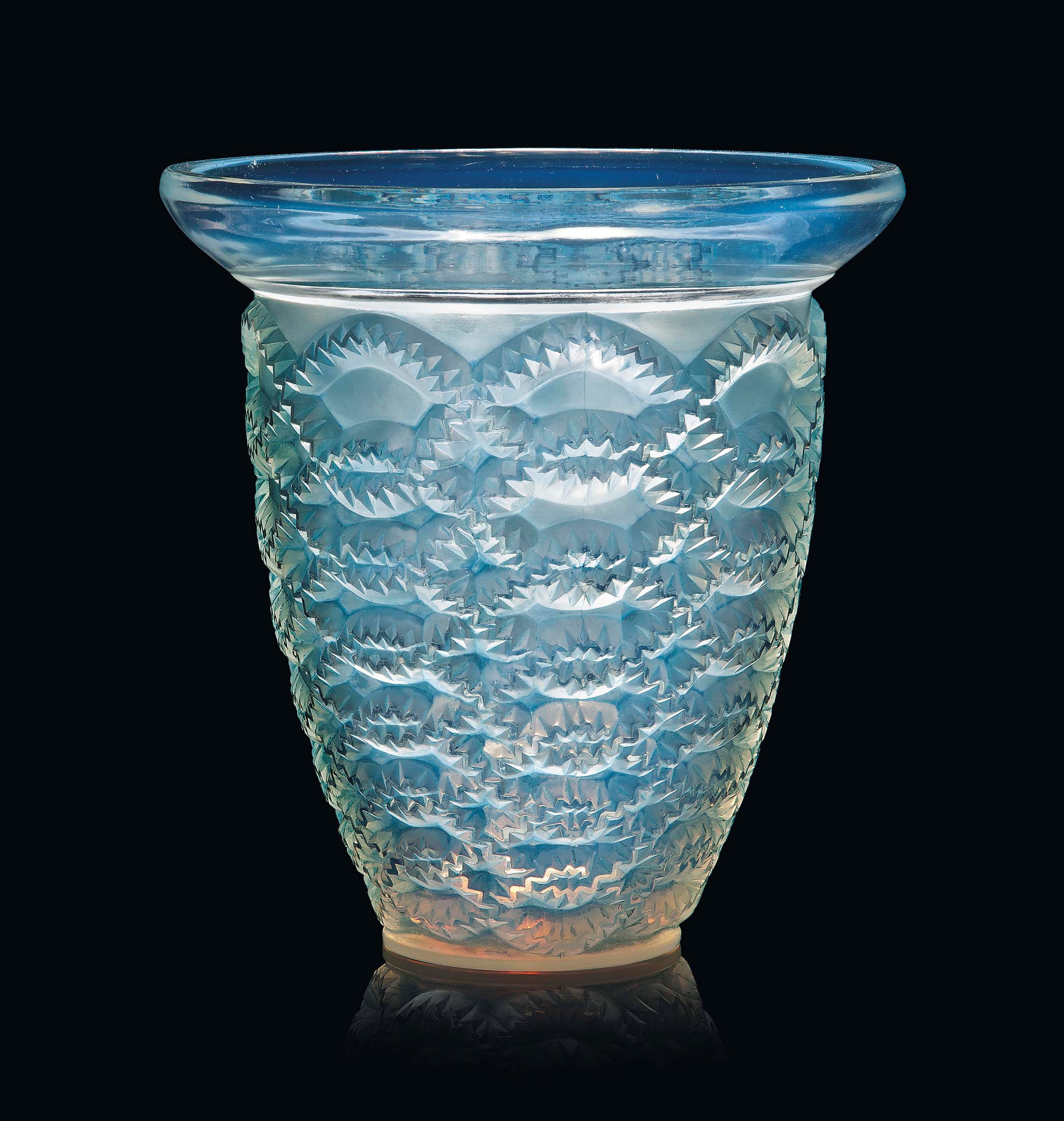 GUIRLANDES VASE, NO. 10-887