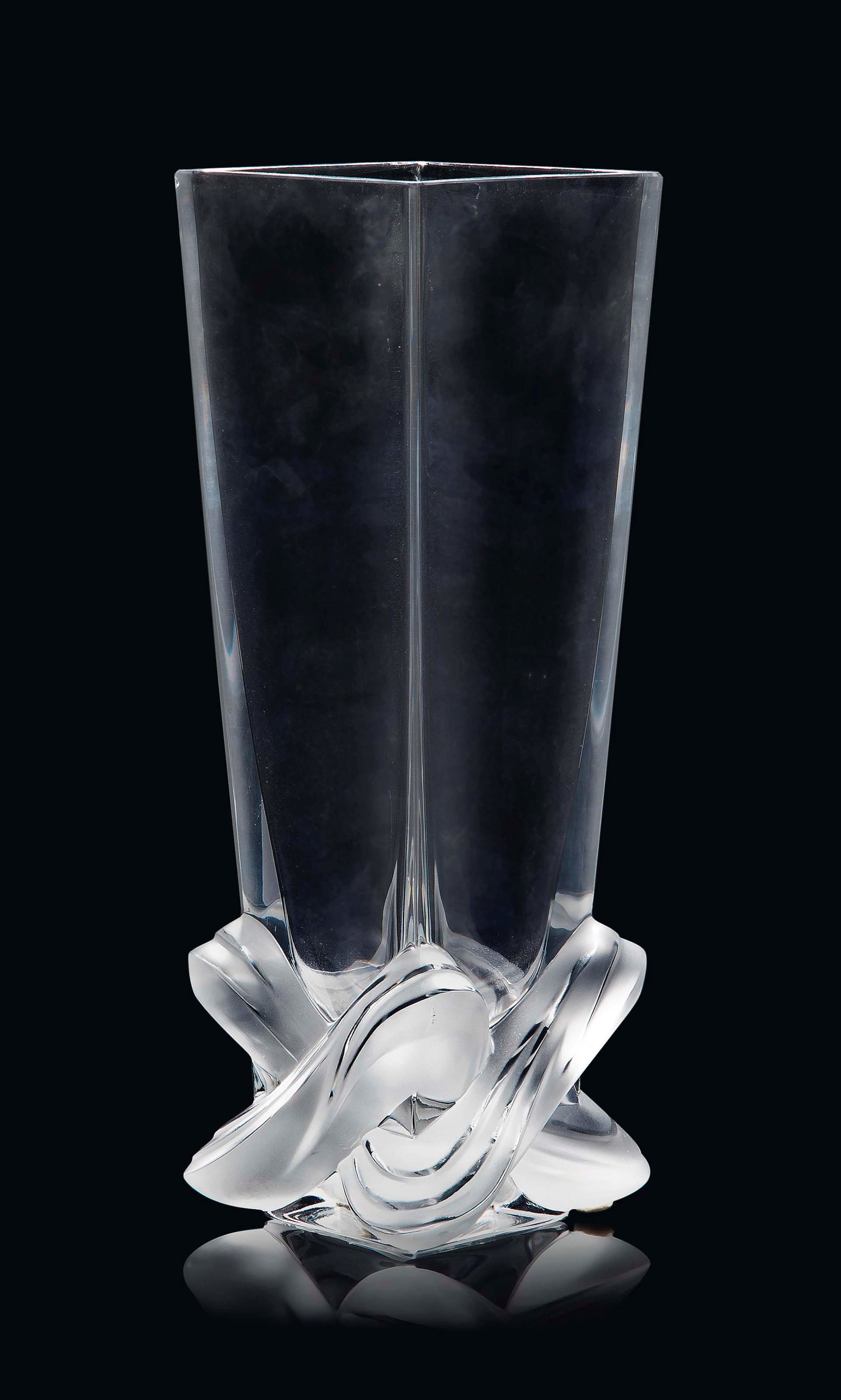 LUCCA VASE, NO. 12303