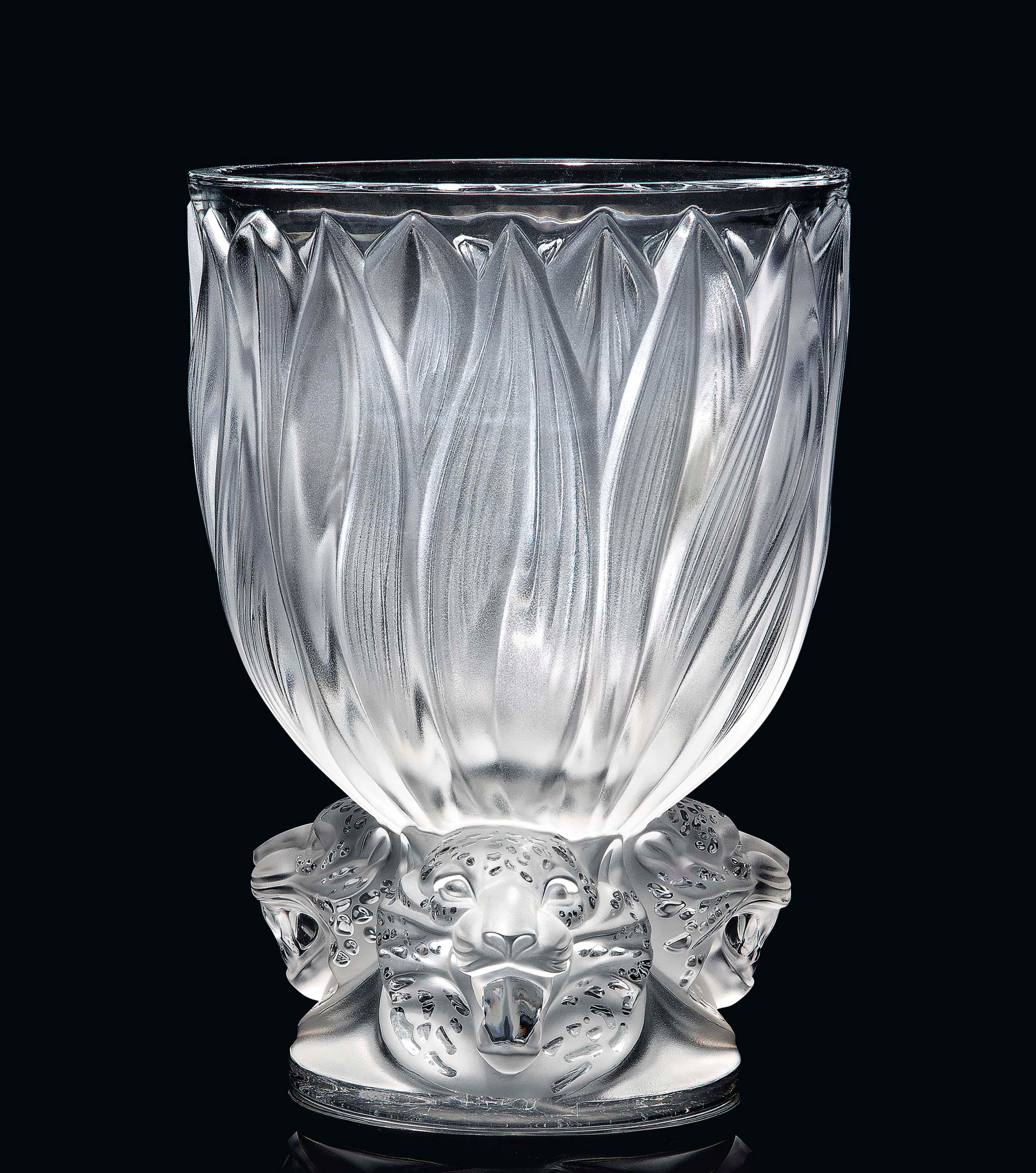 THREE JAGUARS VASE
