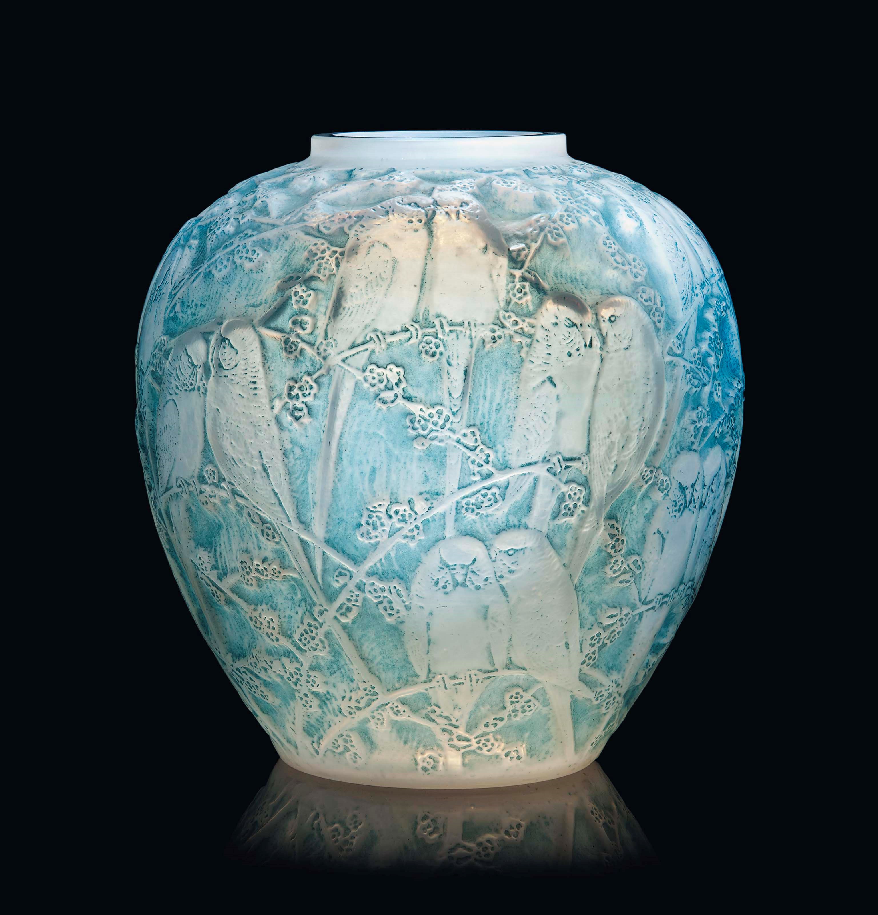 PERRUCHES VASE, NO. 876