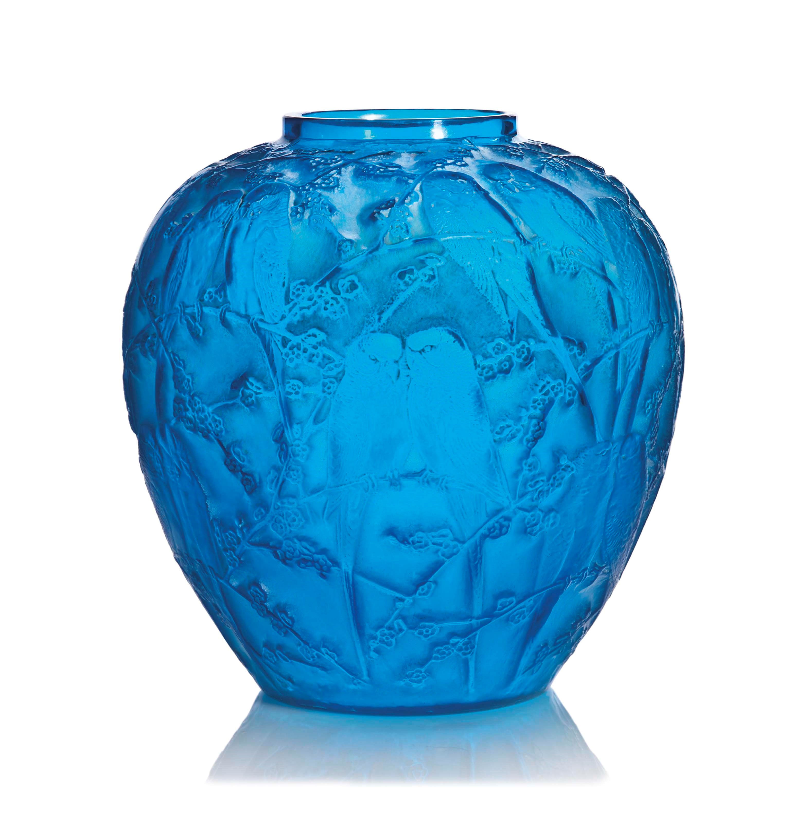 PERRUCHES VASE, NO. 876