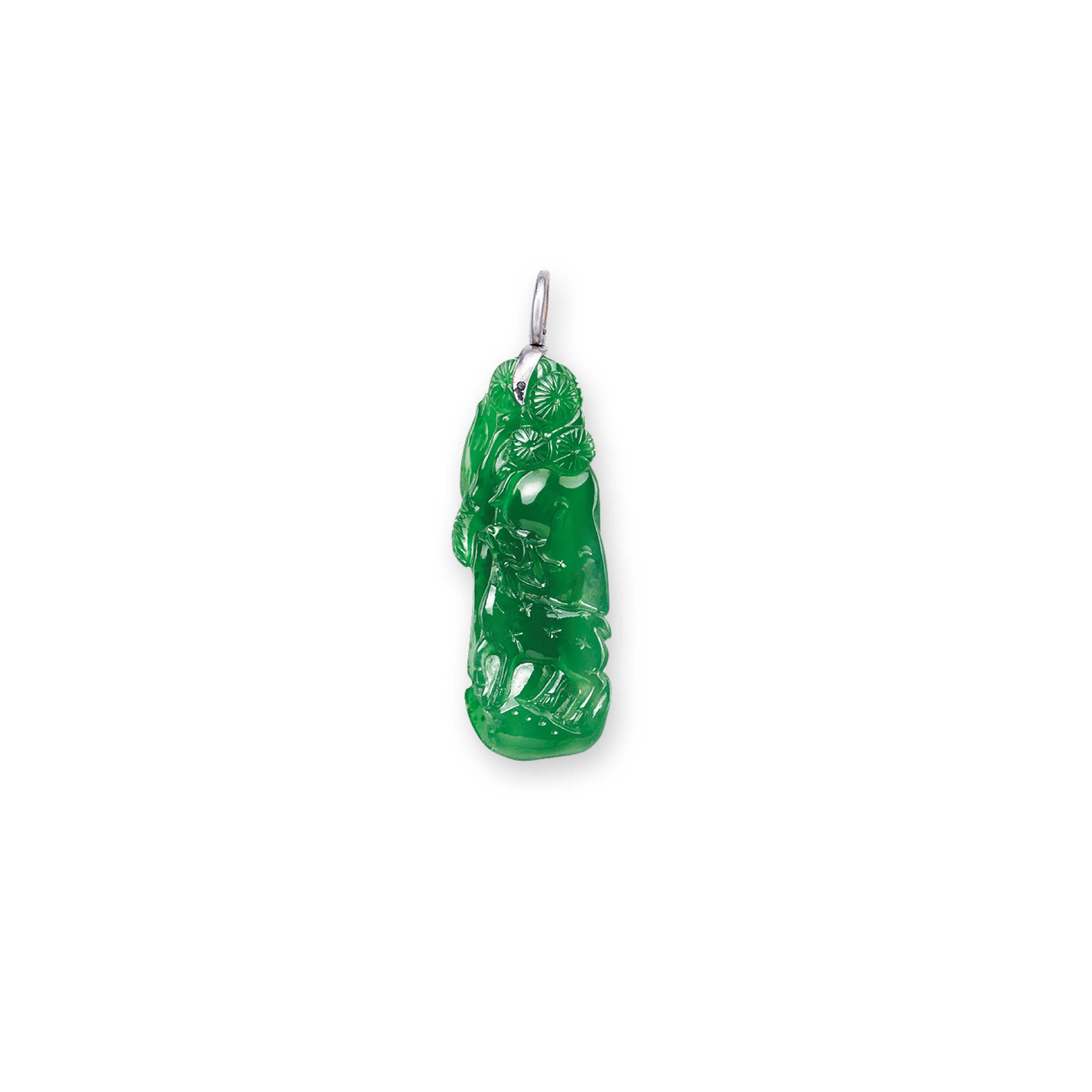A JADEITE PENDANT