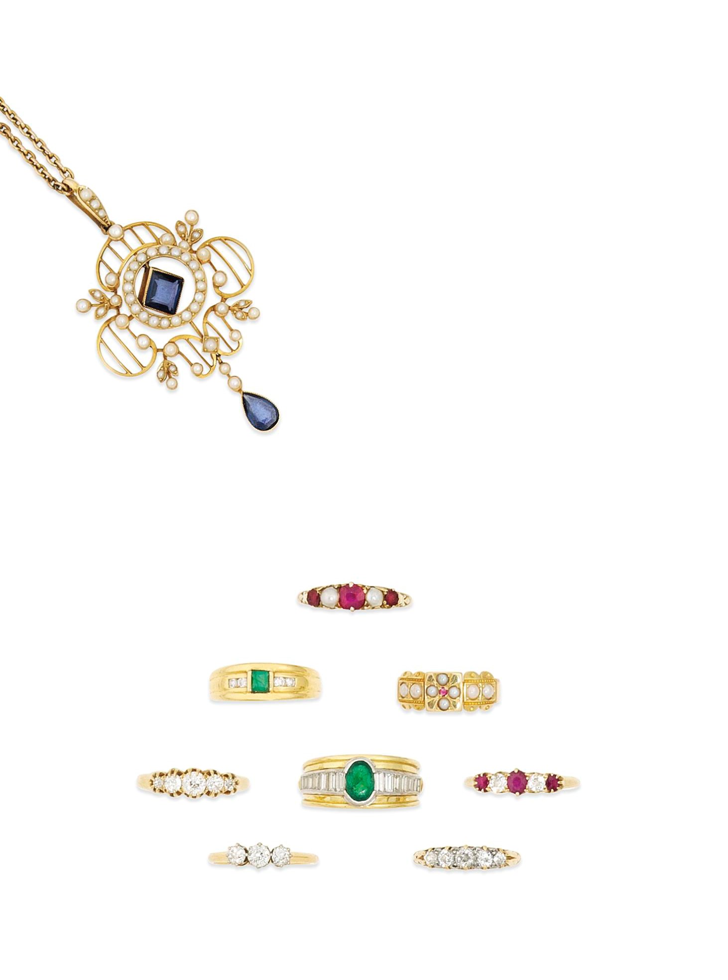 A group of jewellery