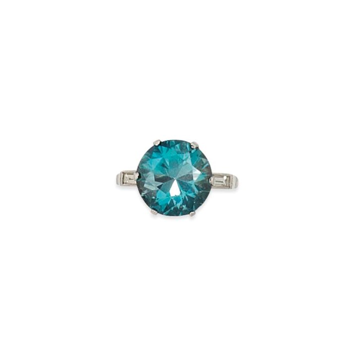 A zircon and diamond ring