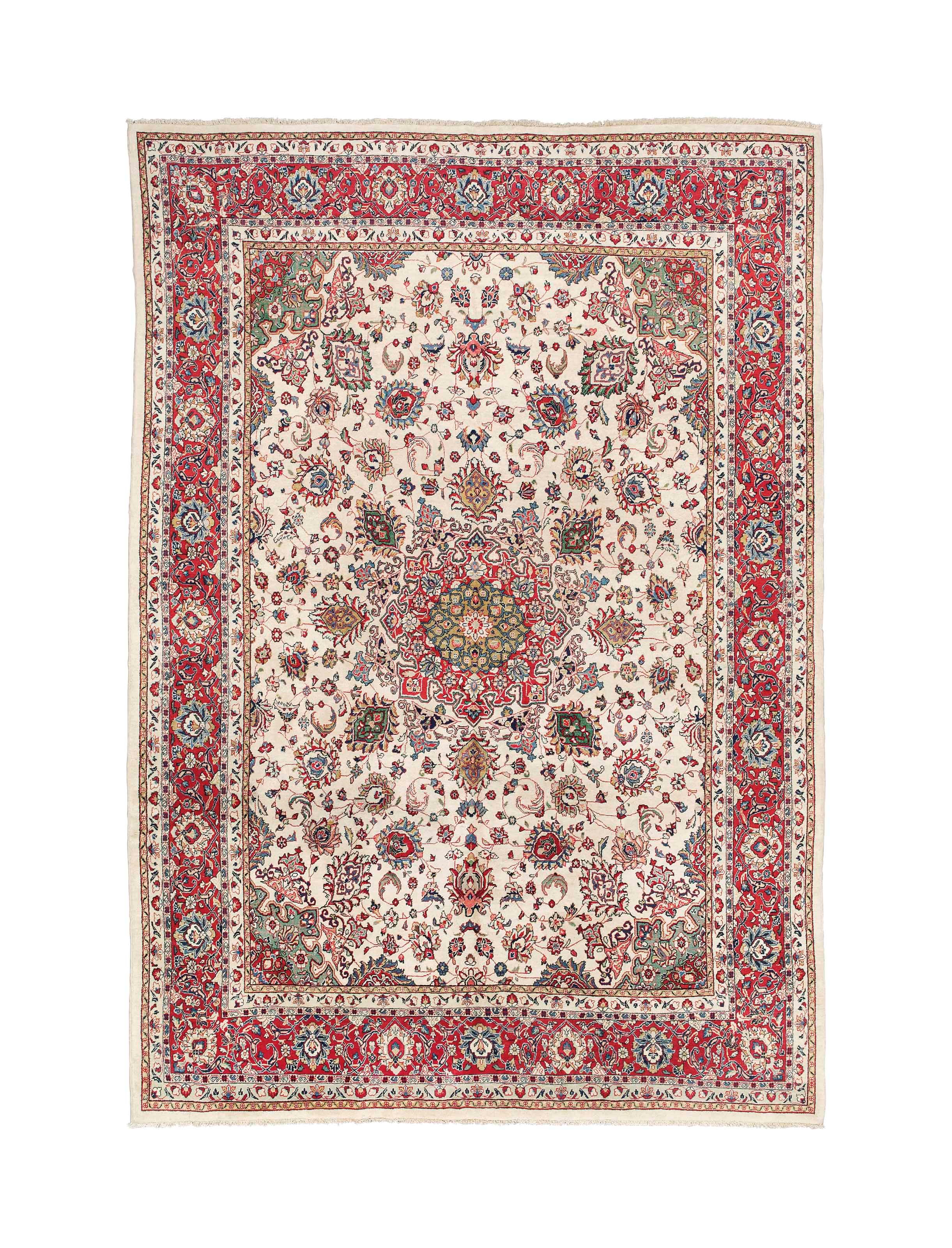A fine Sarouk carpet