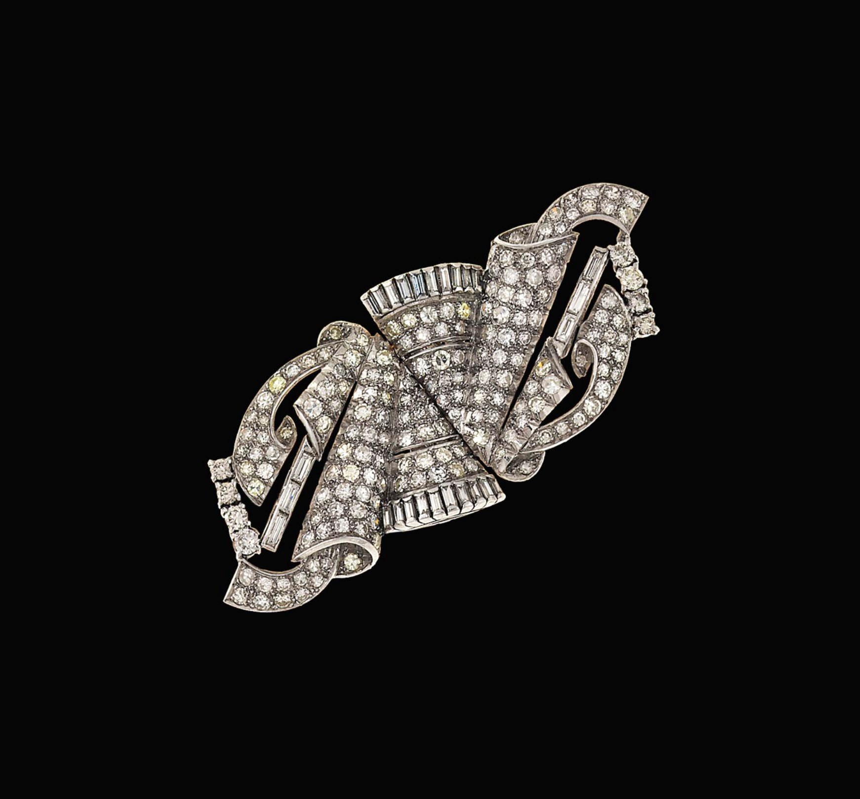 A diamond double-clip brooch