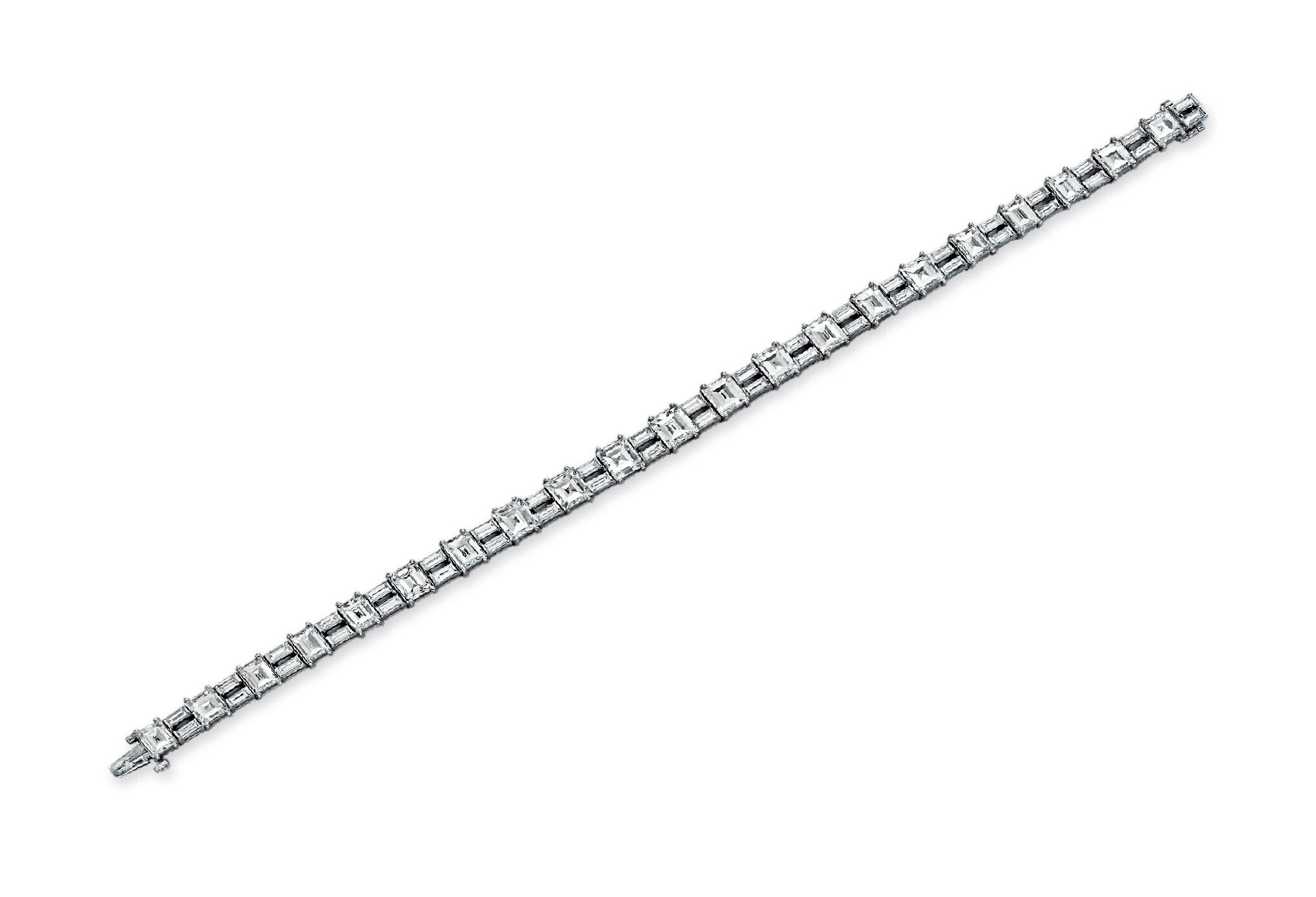 A DIAMOND LINE BRACELET