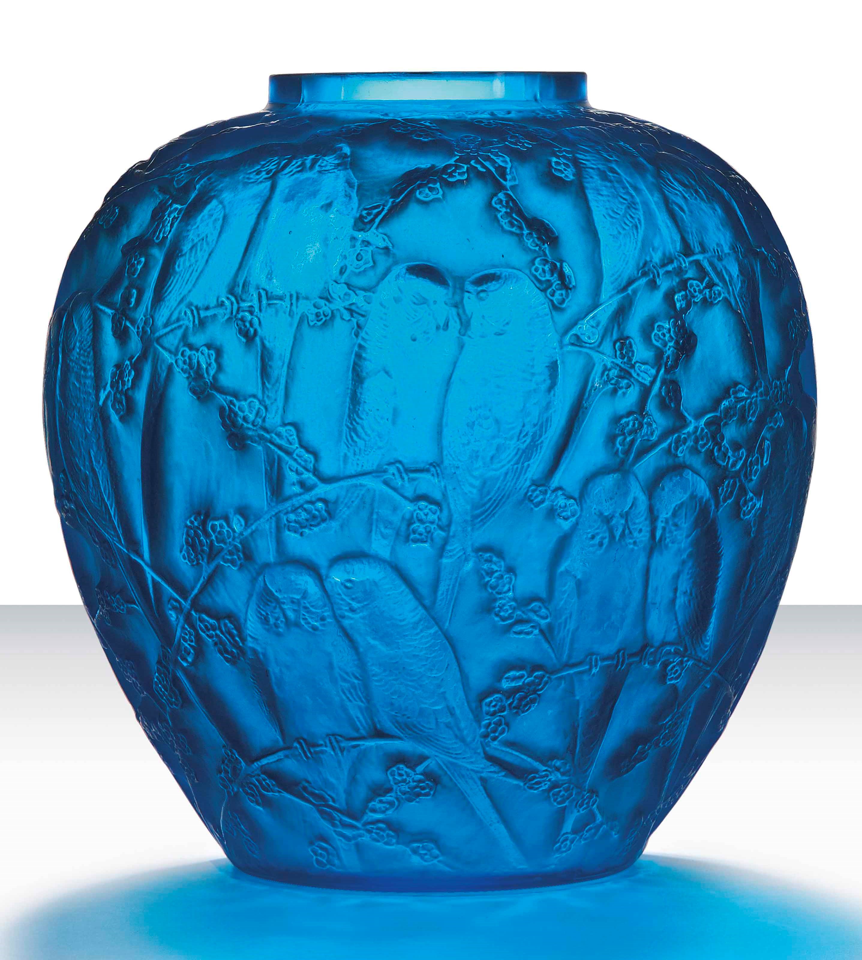 PERRUCHES VASE, NO. 876