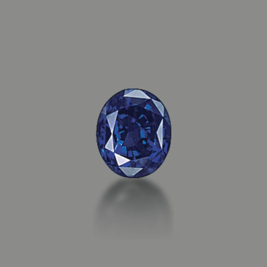 AN UNMOUNTED SAPPHIRE