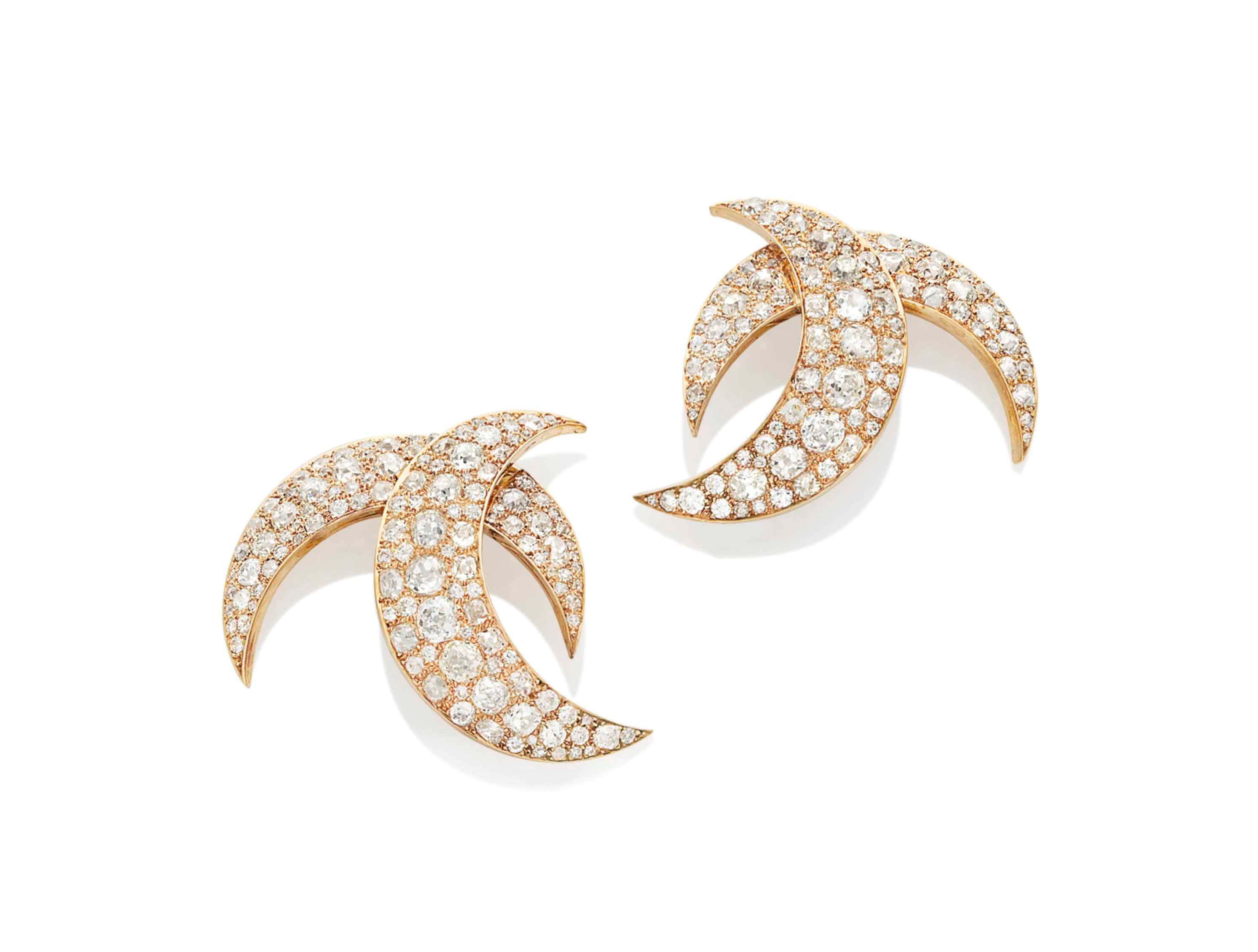 PAIRE DE CLIPS DIAMANTS