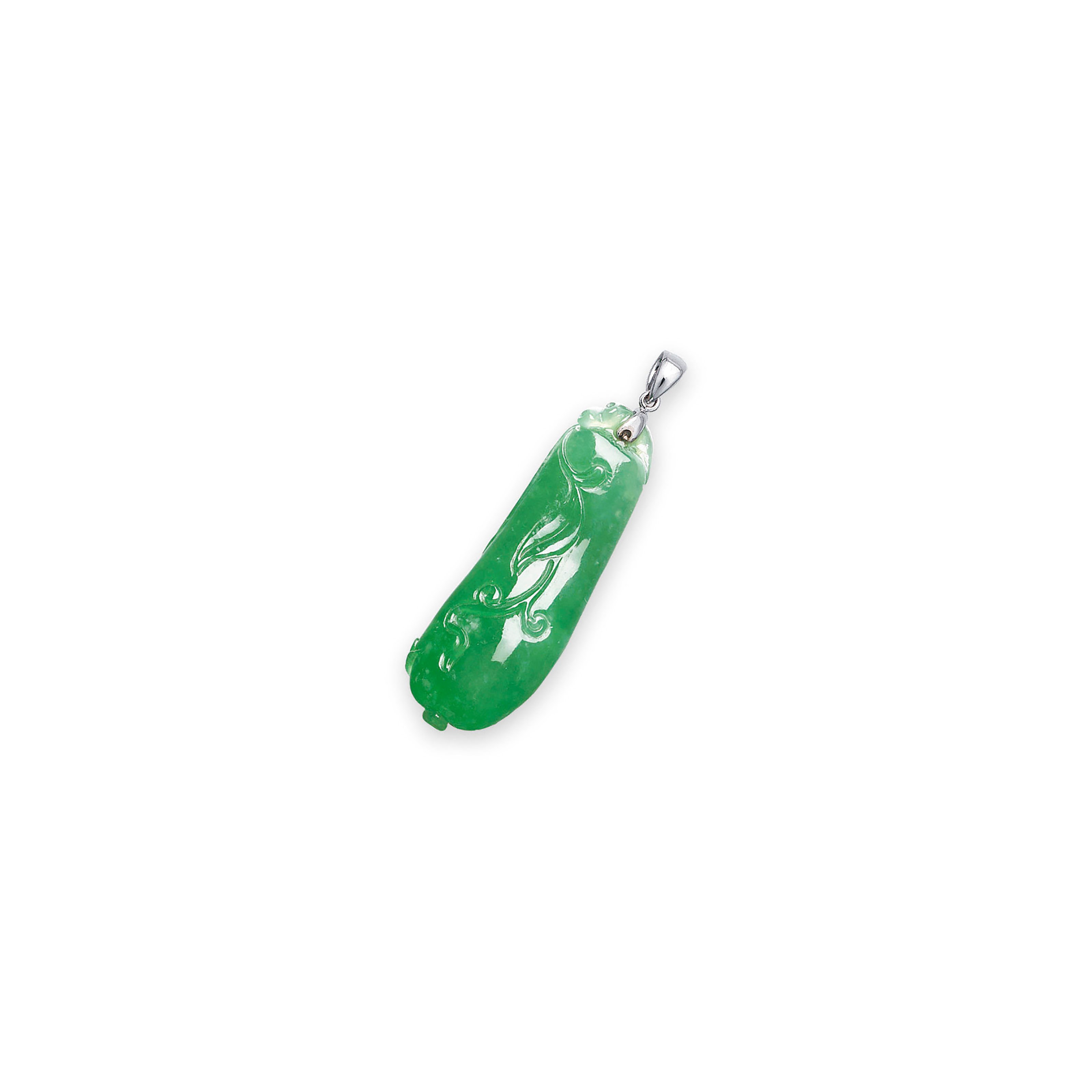 A JADEITE PENDANT