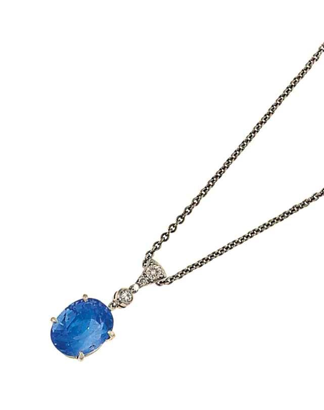 A sapphire pendant