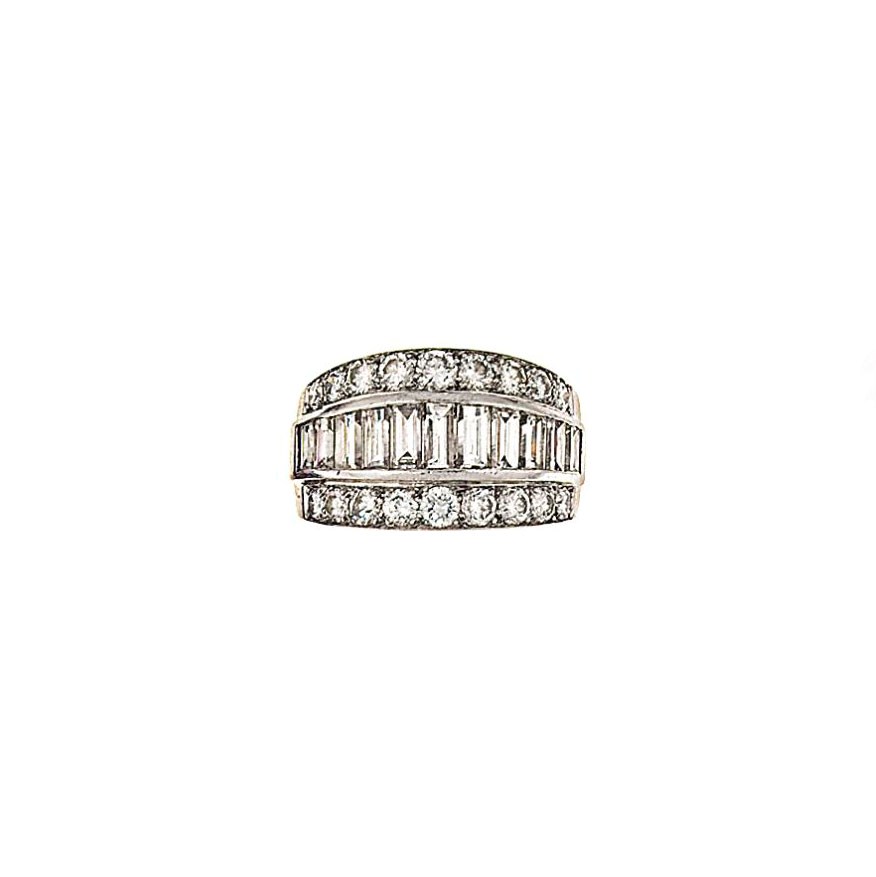 A diamond dress ring