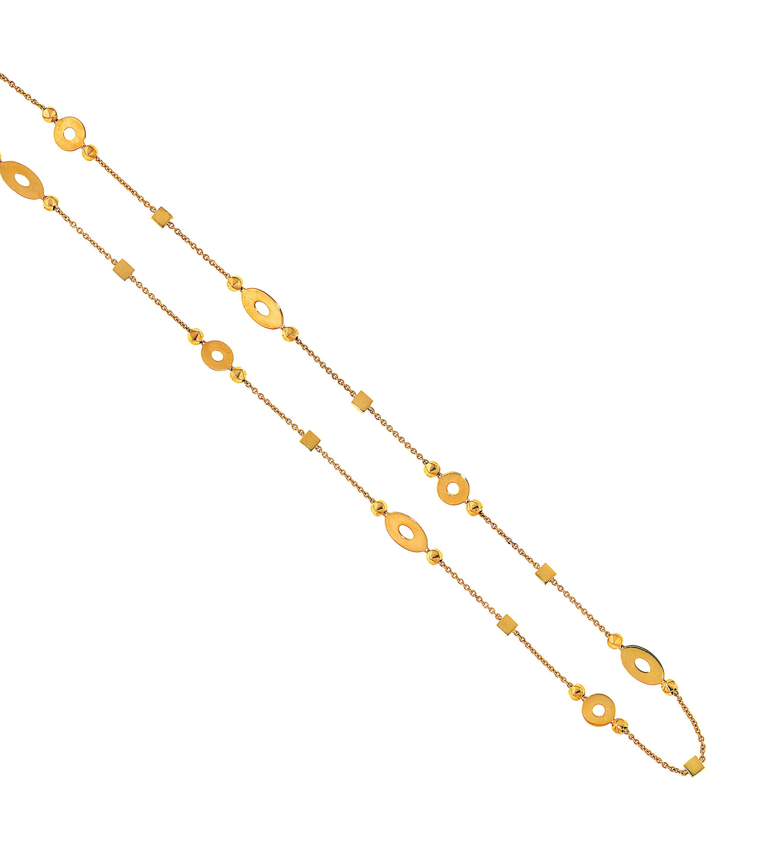 A necklace, by Bulgari