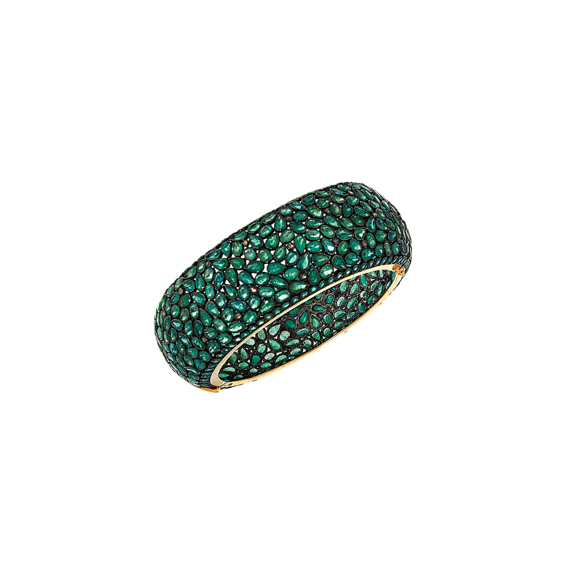 An emerald bangle