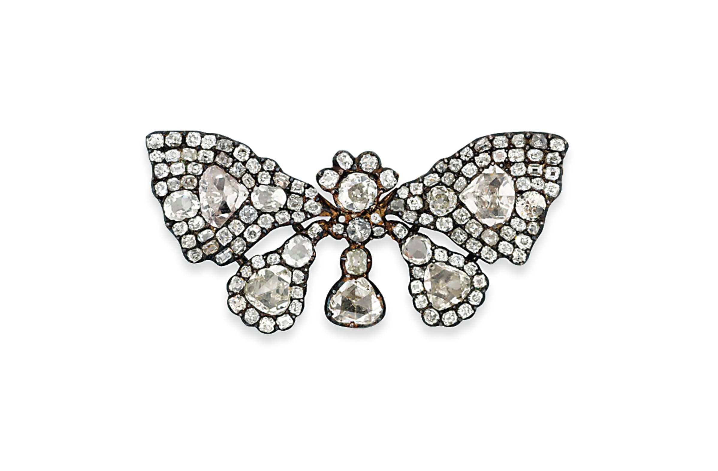 A DIAMOND BUTTERFLY BROOCH