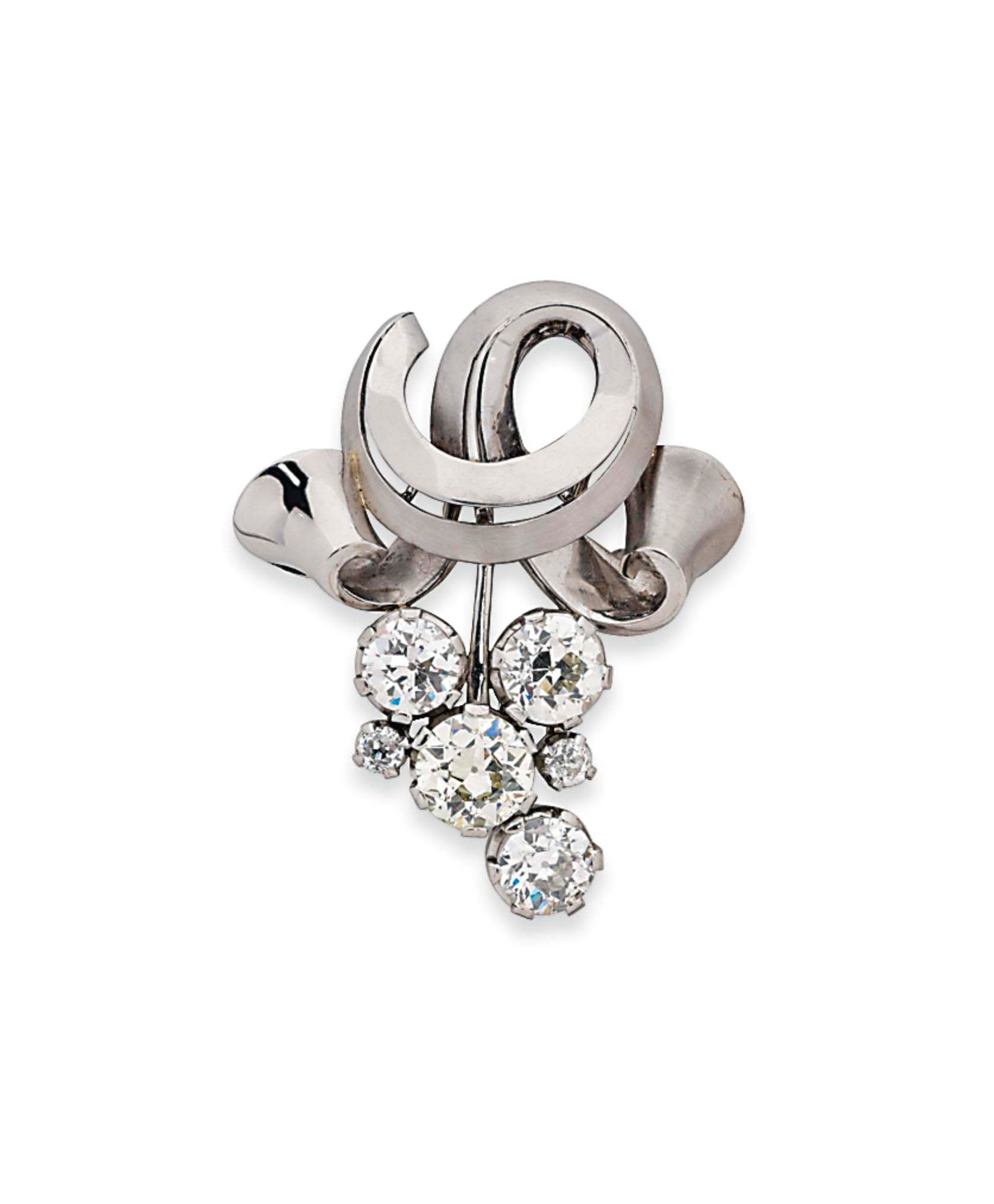 A DIAMOND CLIP BROOCH