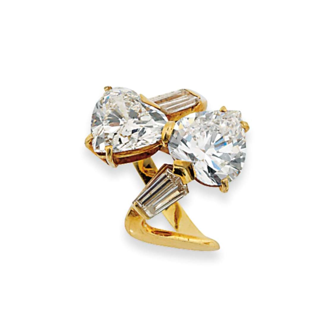 A DIAMOND CROSS-OVER RING