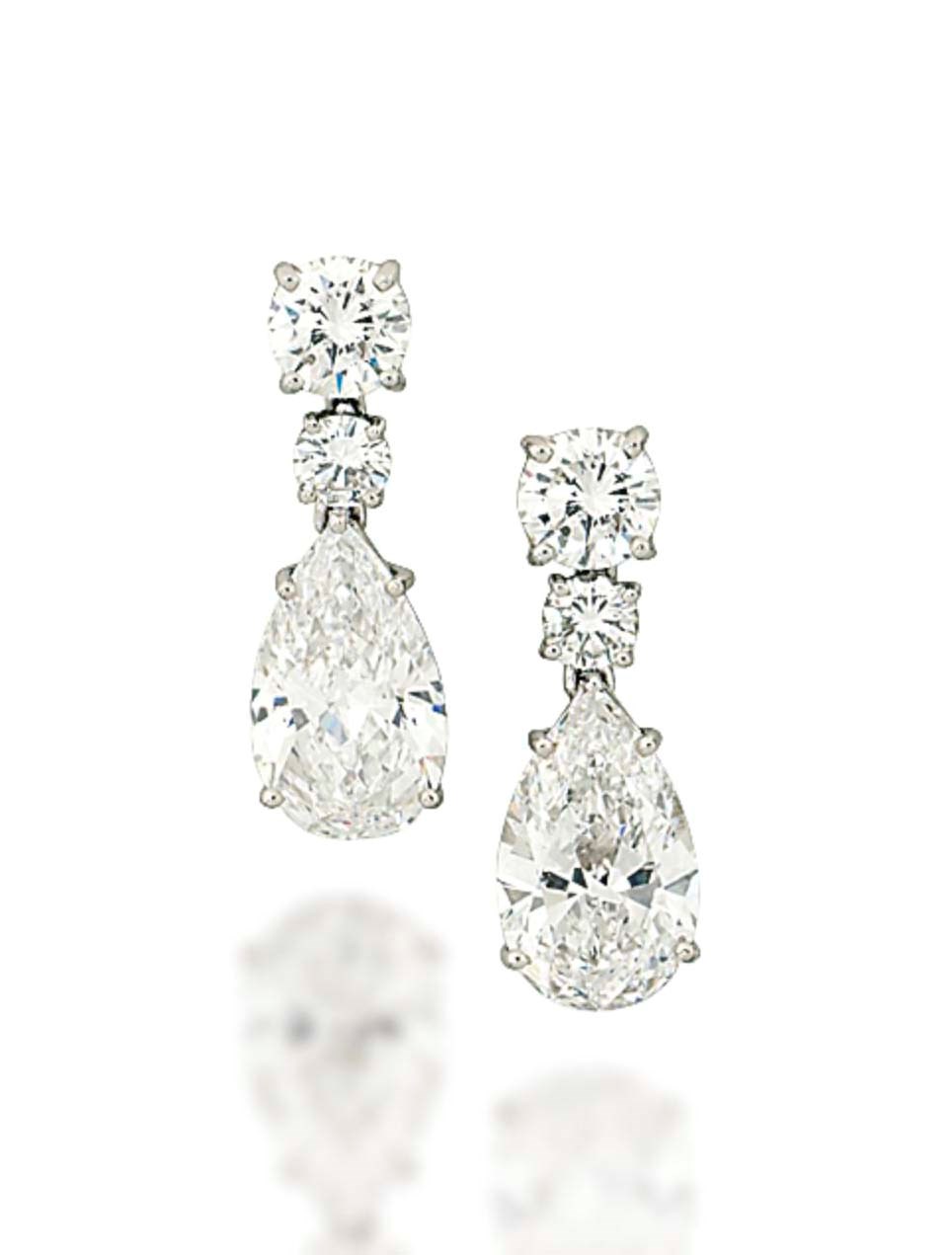 A PAIR OF DIAMOND EAR PENDANTS, BY GRAFF