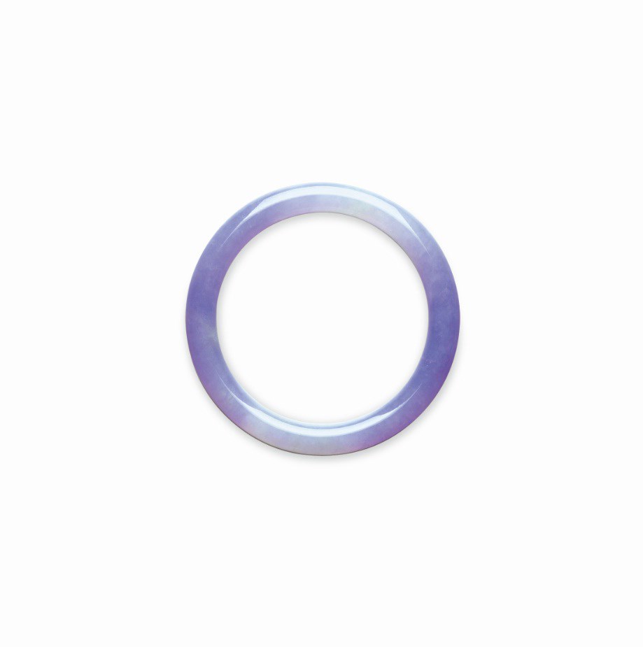 A JADEITE BANGLE