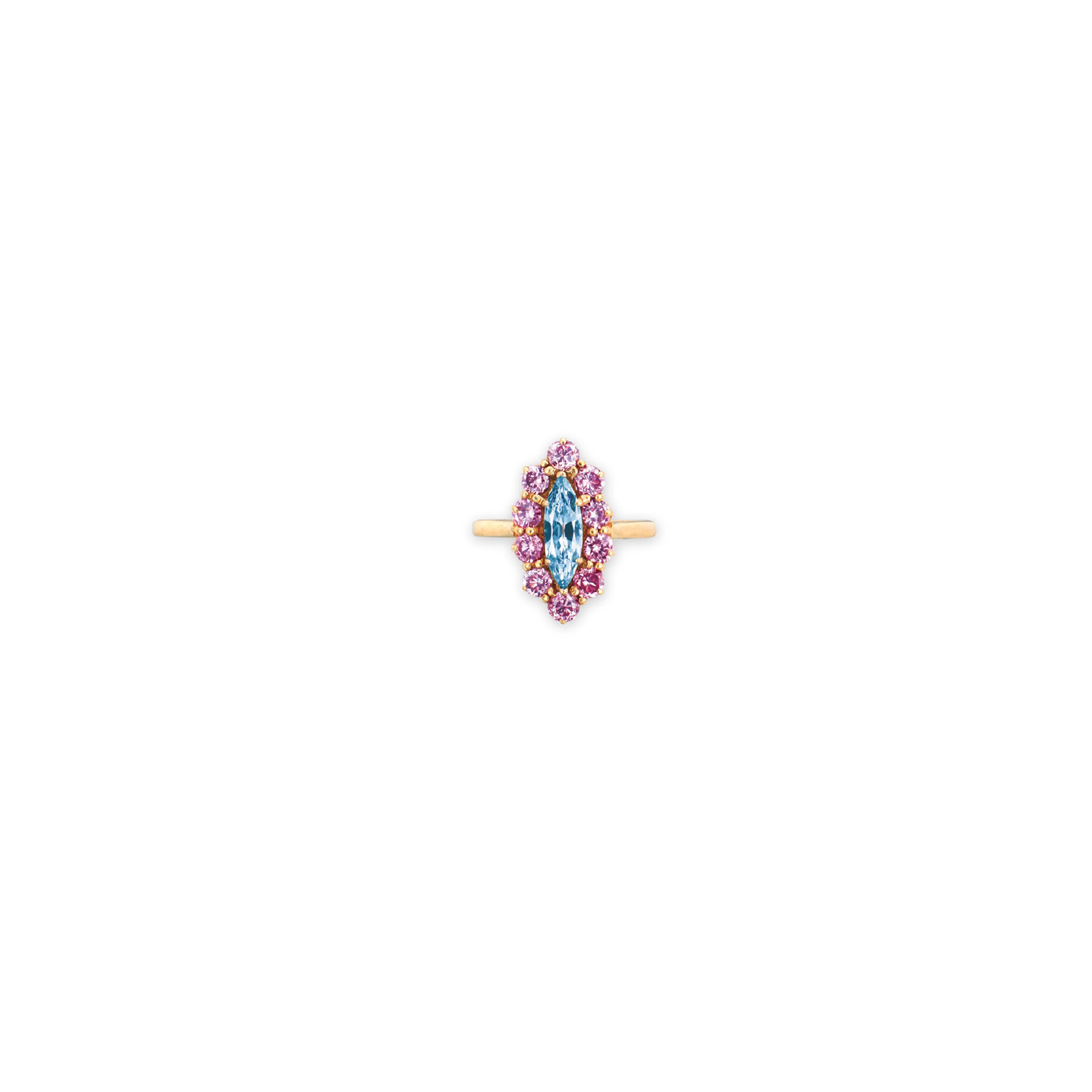 A COLOURED DIAMOND RING