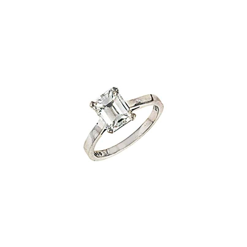 A diamond single stone ring