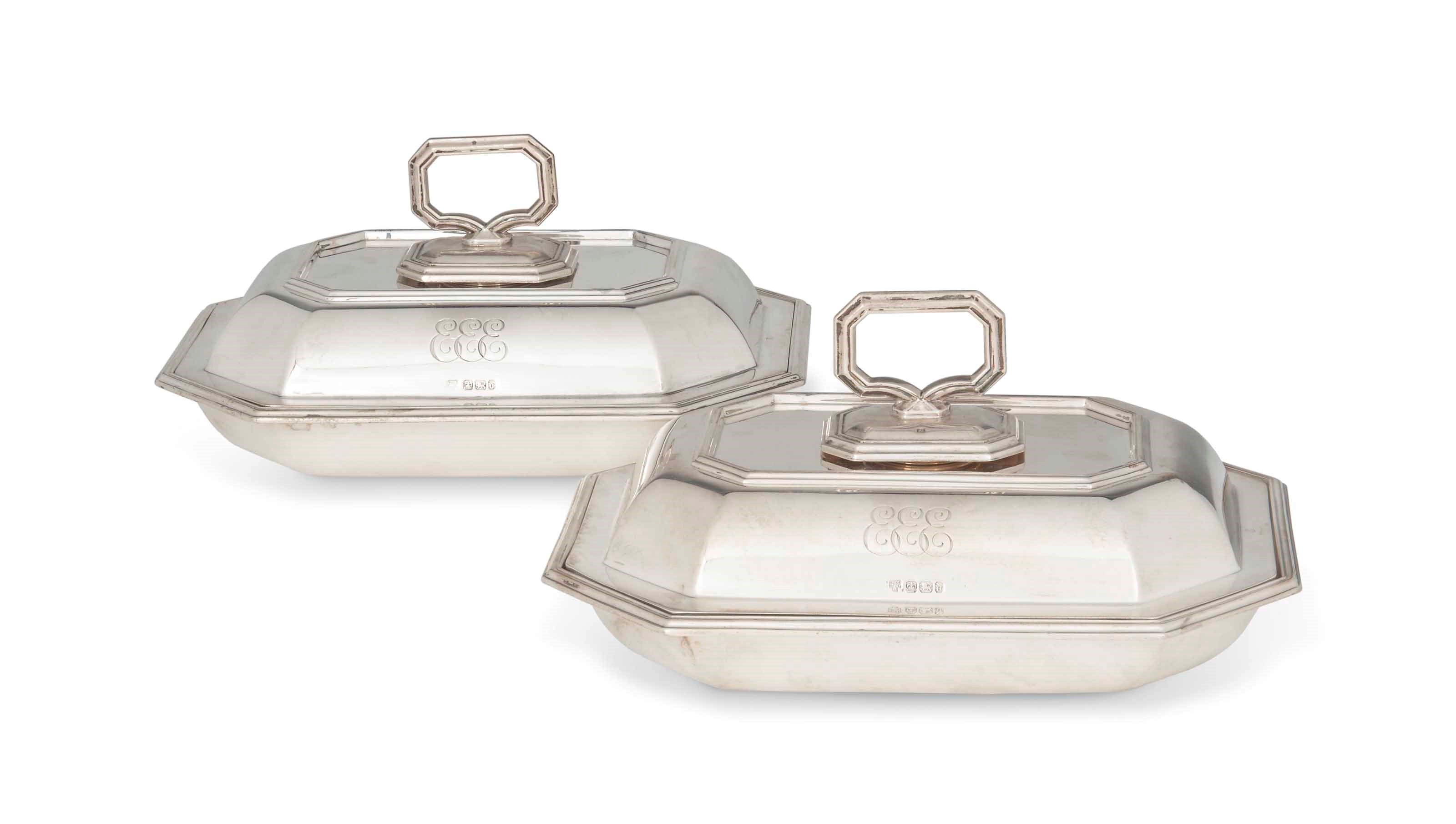 A PAIR OF LATE VICTORIAN SILVER COVERED ENTREÉ DISHES