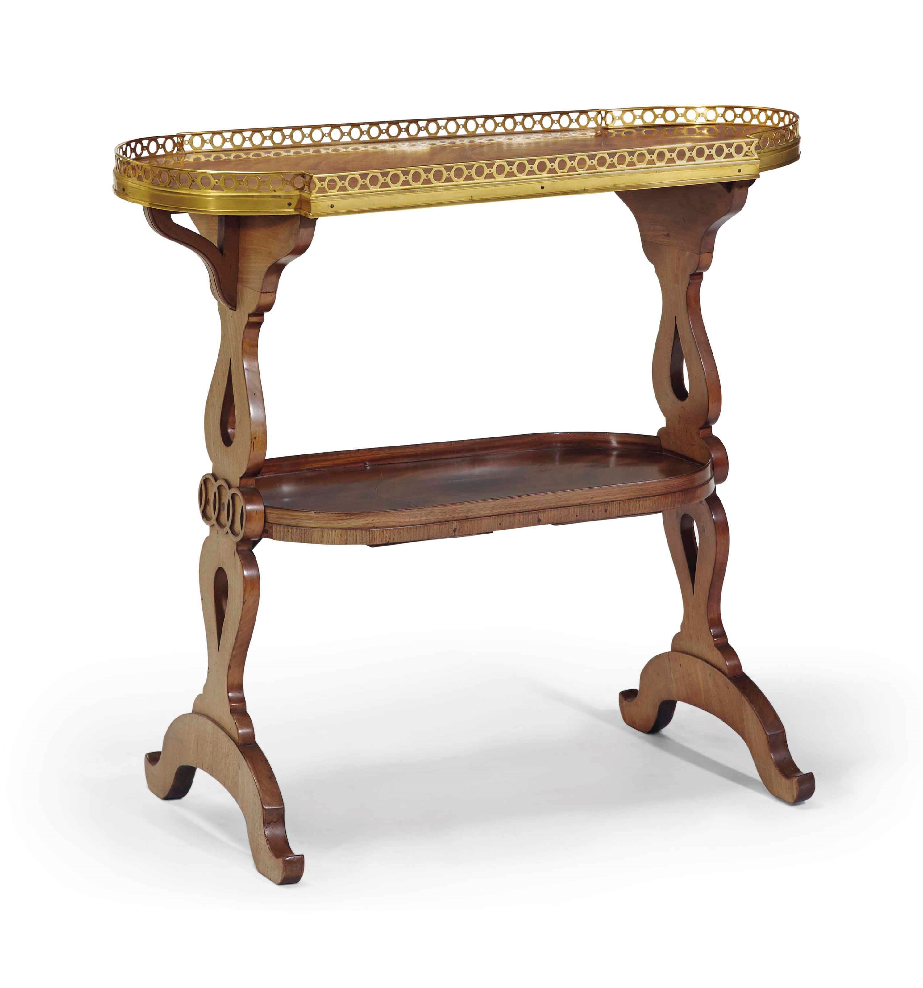 TABLE DU XIXEME SIECLE