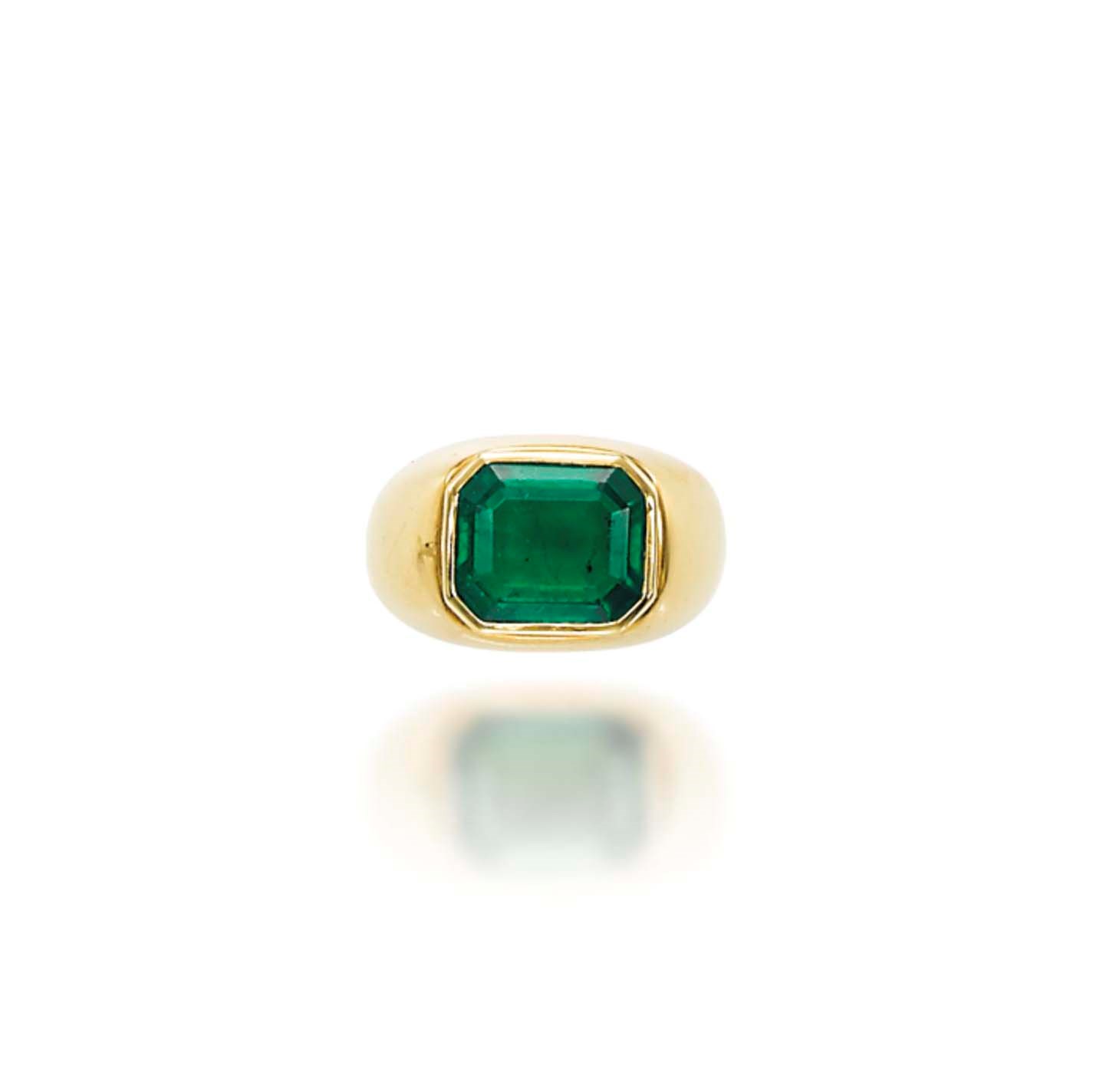 AN EMERALD RING