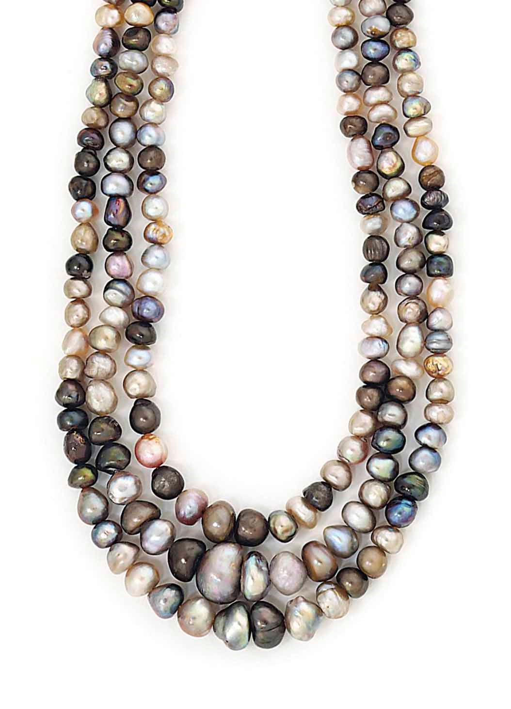 A NATURAL PEARL NECKLACE