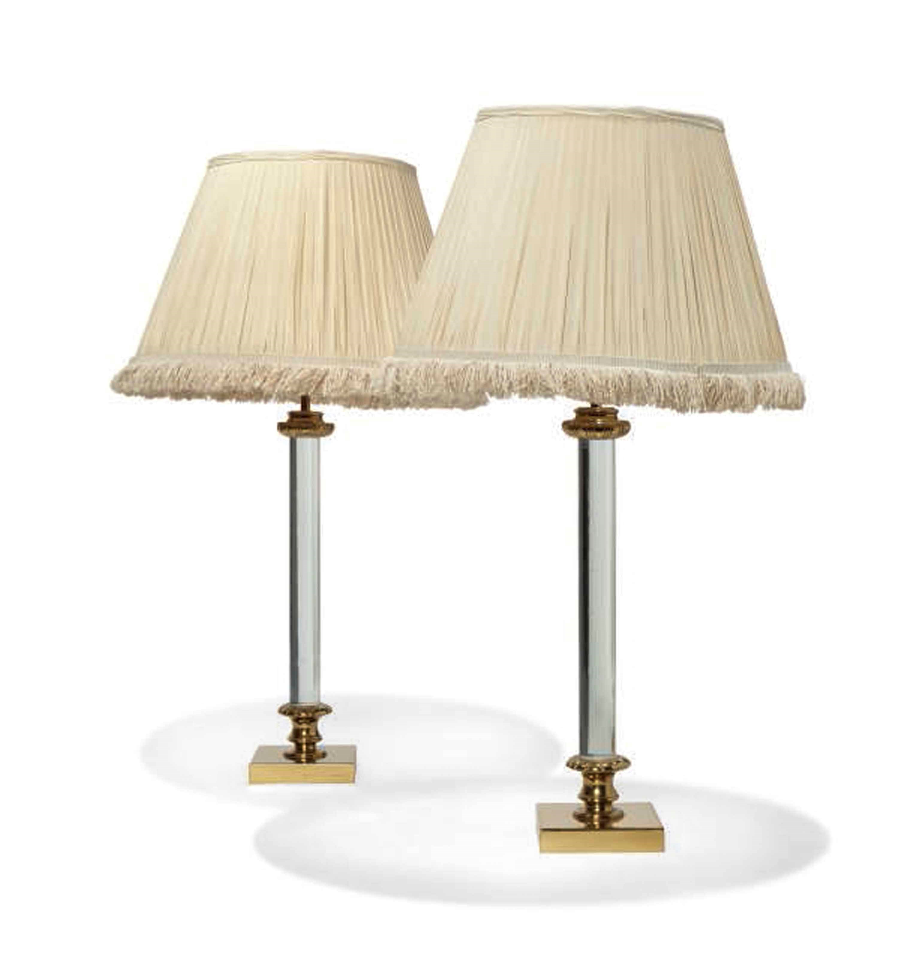 PAIRE DE LAMPES MODERNES