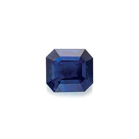 AN UNMOUNTED SAPPHIRE