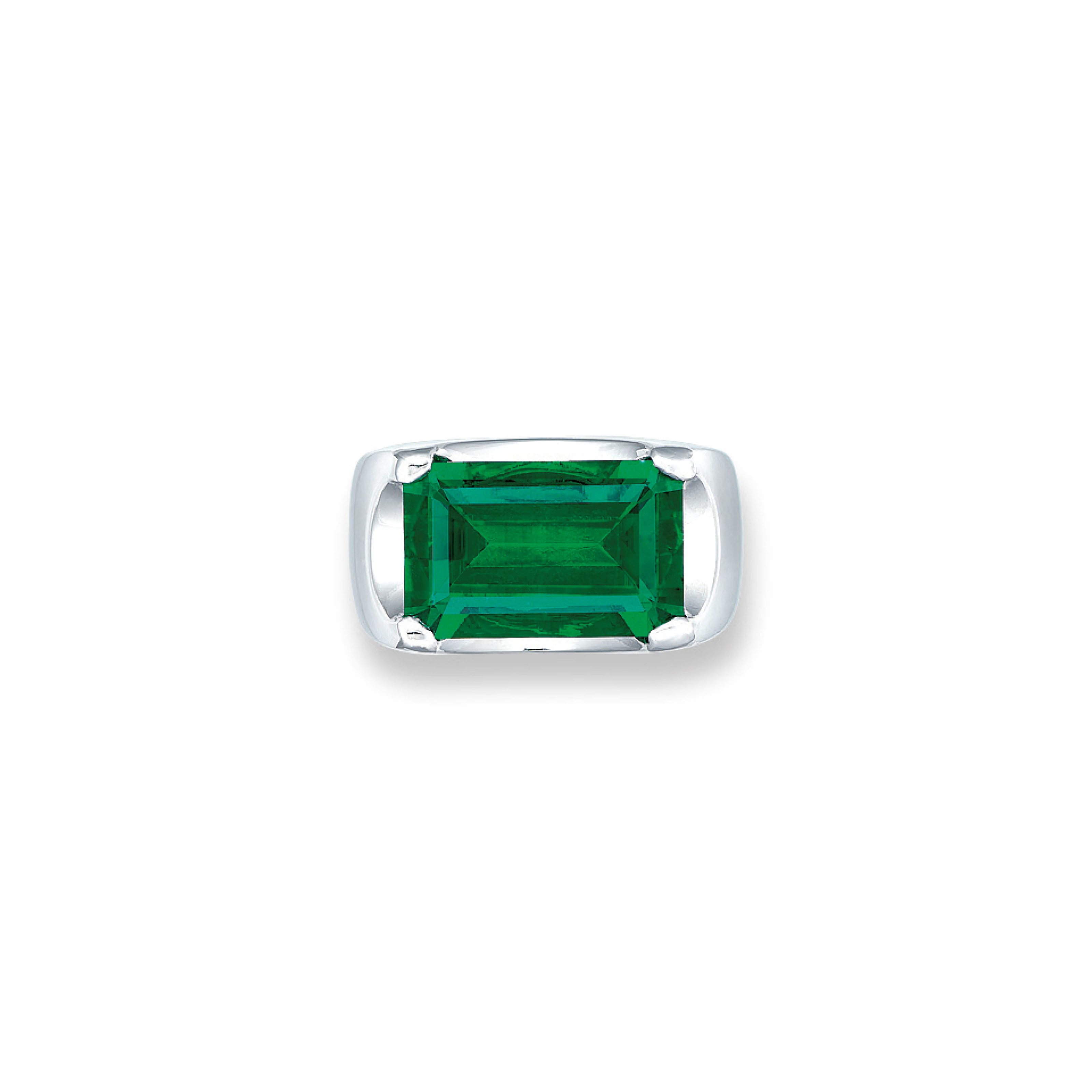 AN EXCEPTIONAL EMERALD RING