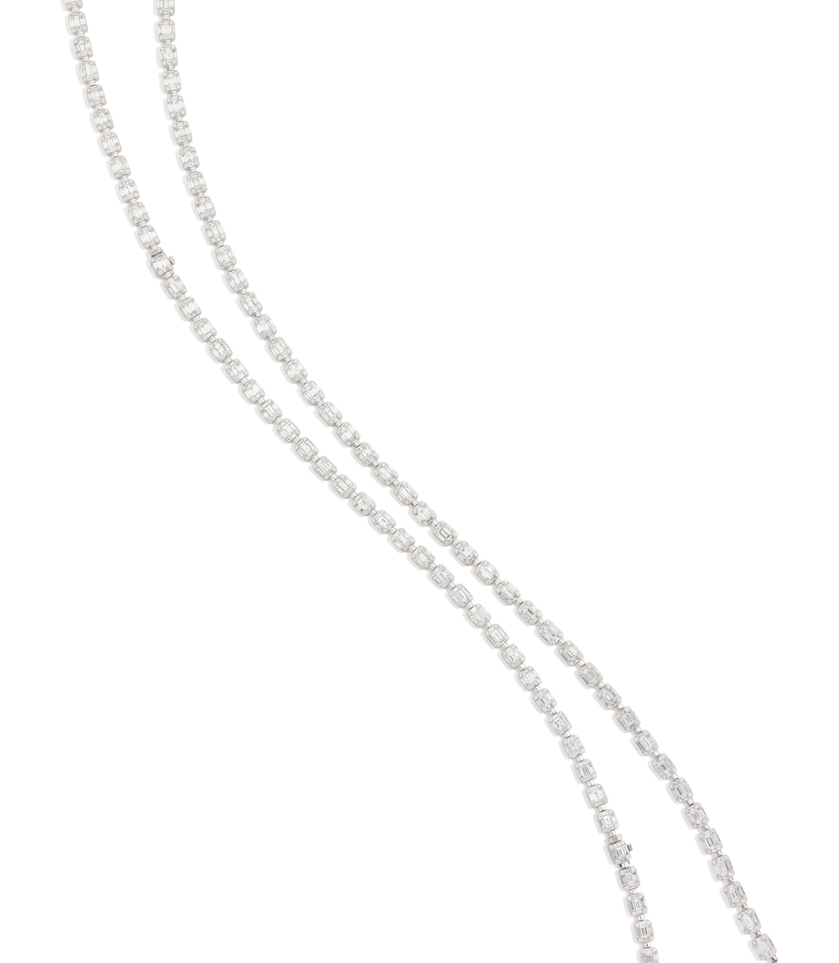 A DIAMOND LONGCHAIN NECKLACE