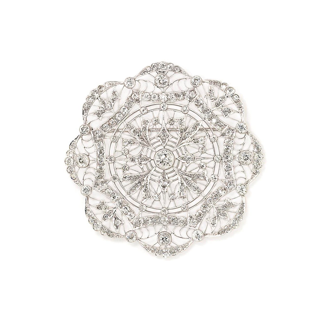 A DIAMOND BROOCH