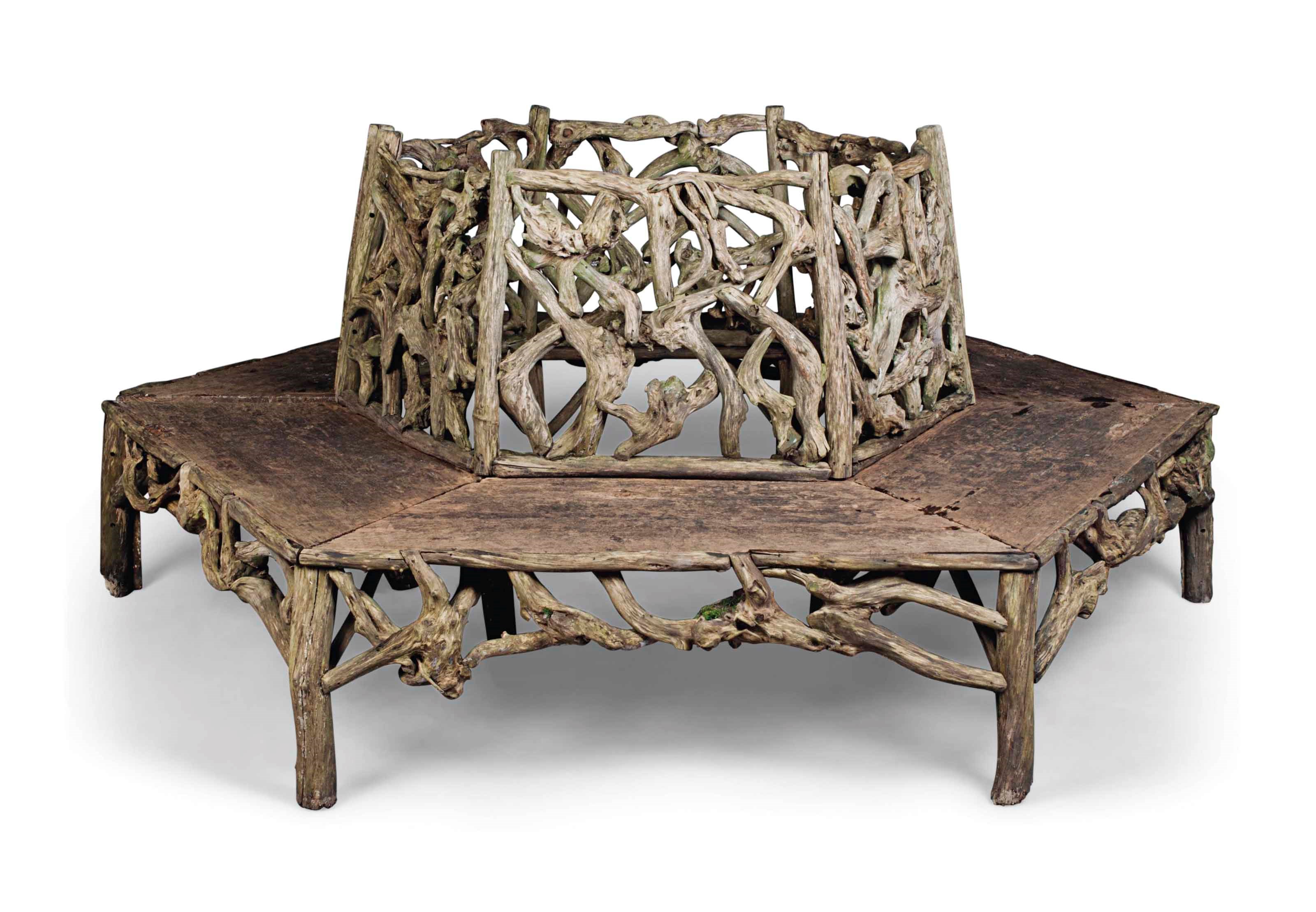 A CIRCULAR GARDEN BENCH