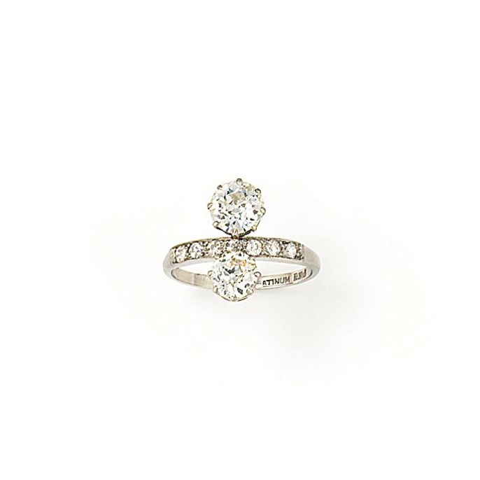 A DIAMOND DRESS RING