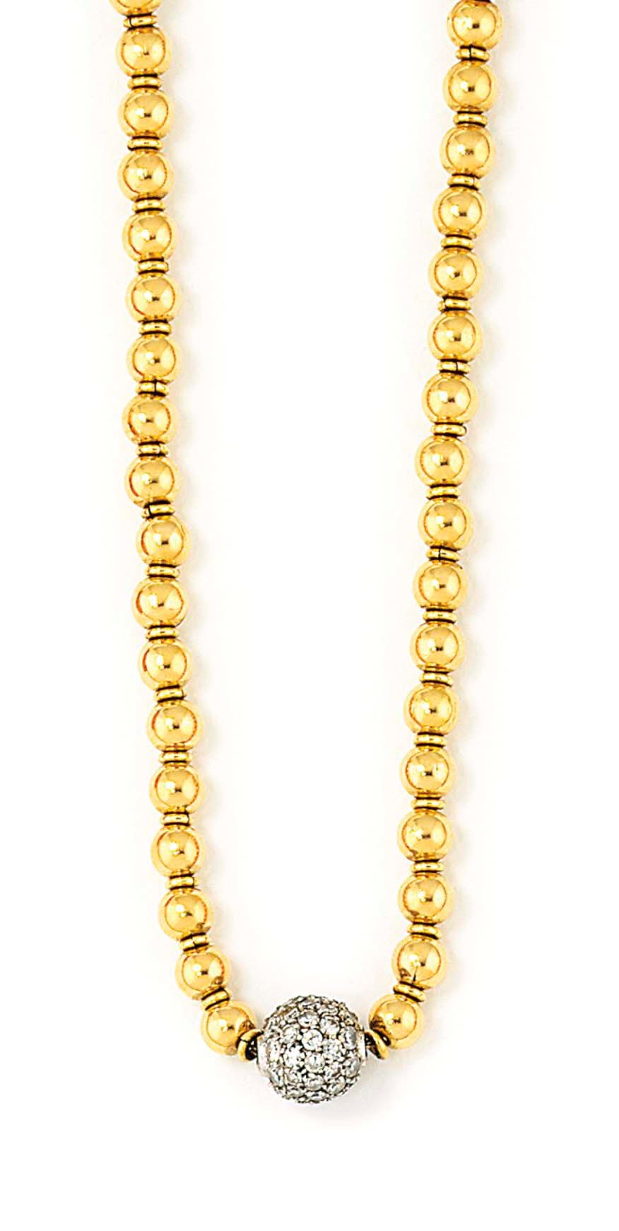 A DIAMOND-SET NECKLACE