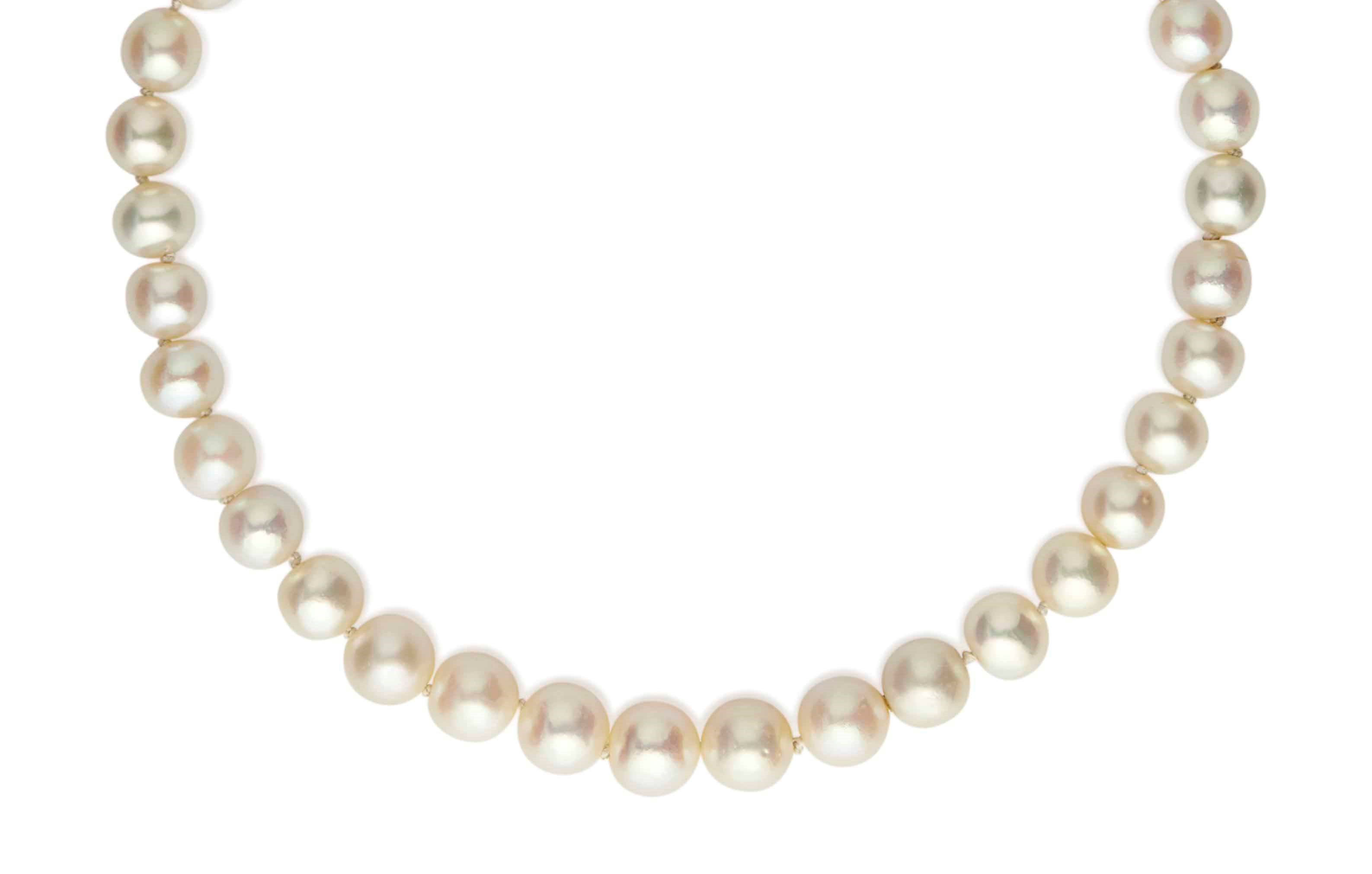 COLLIER PERLES FINES