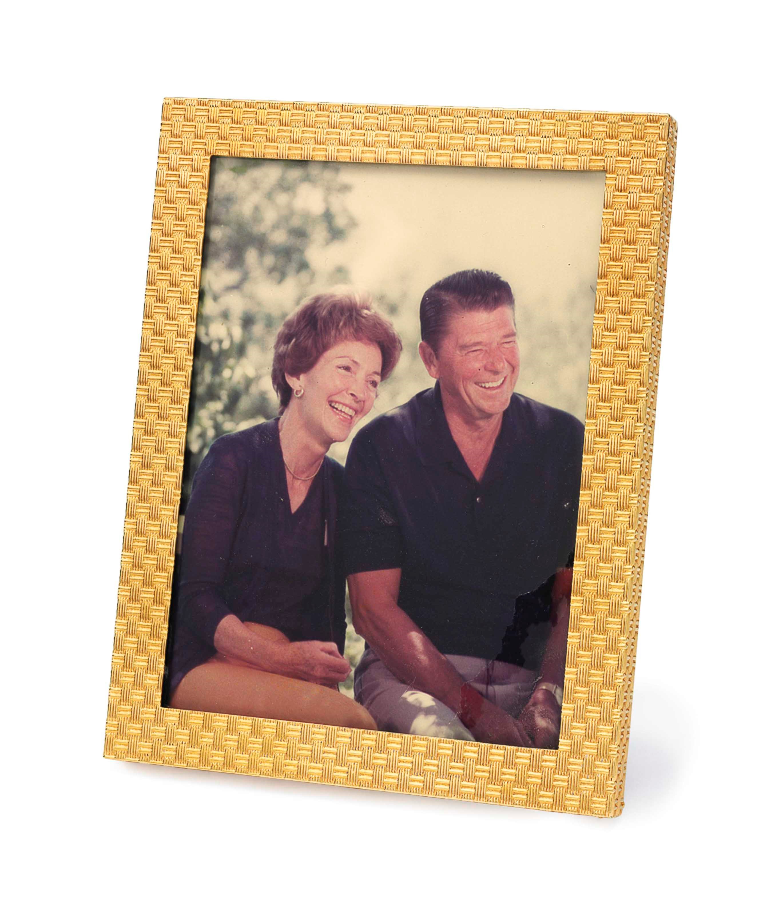 A GOLD PICTURE FRAME