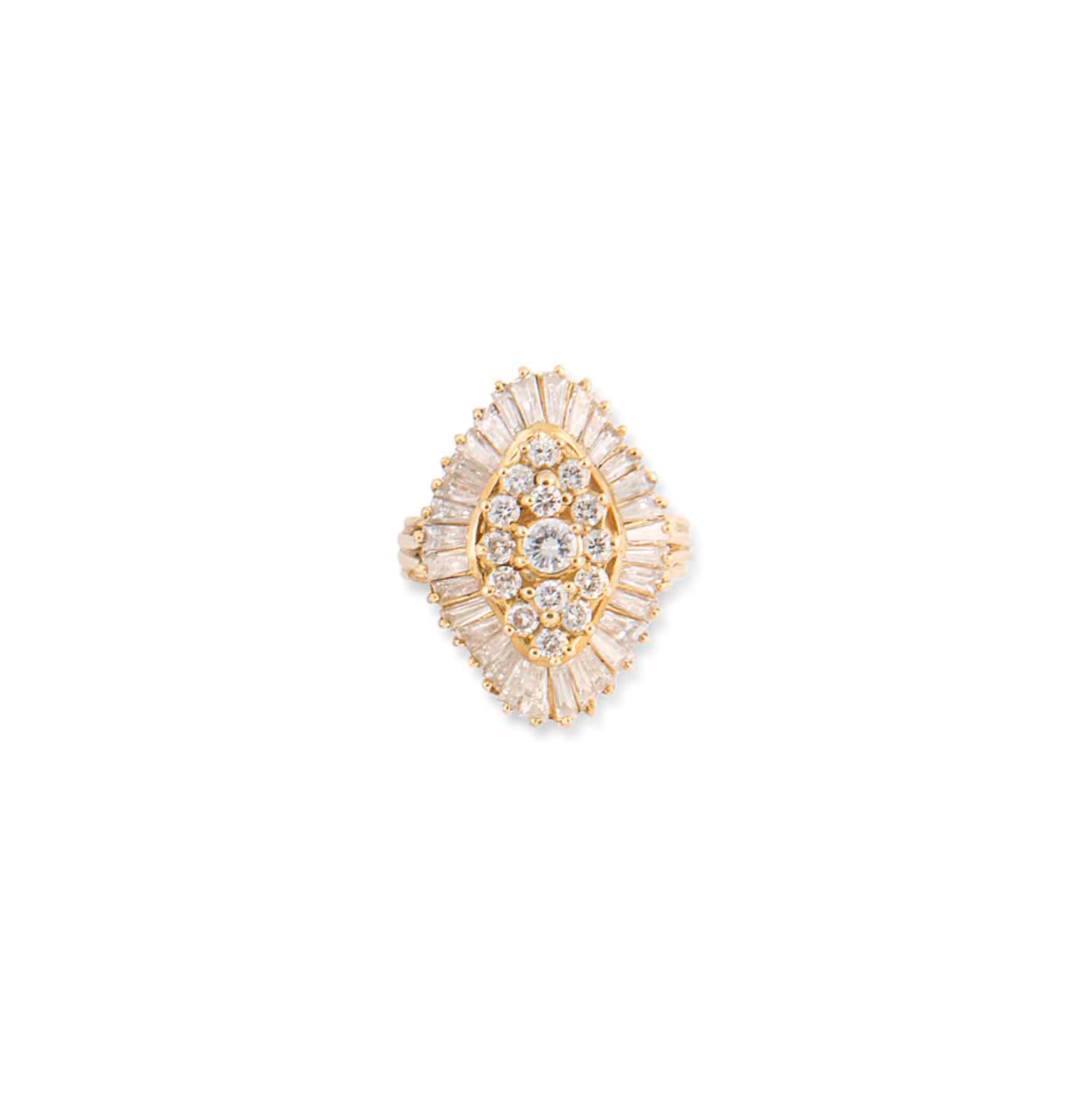 A DIAMOND CLUSTER RING
