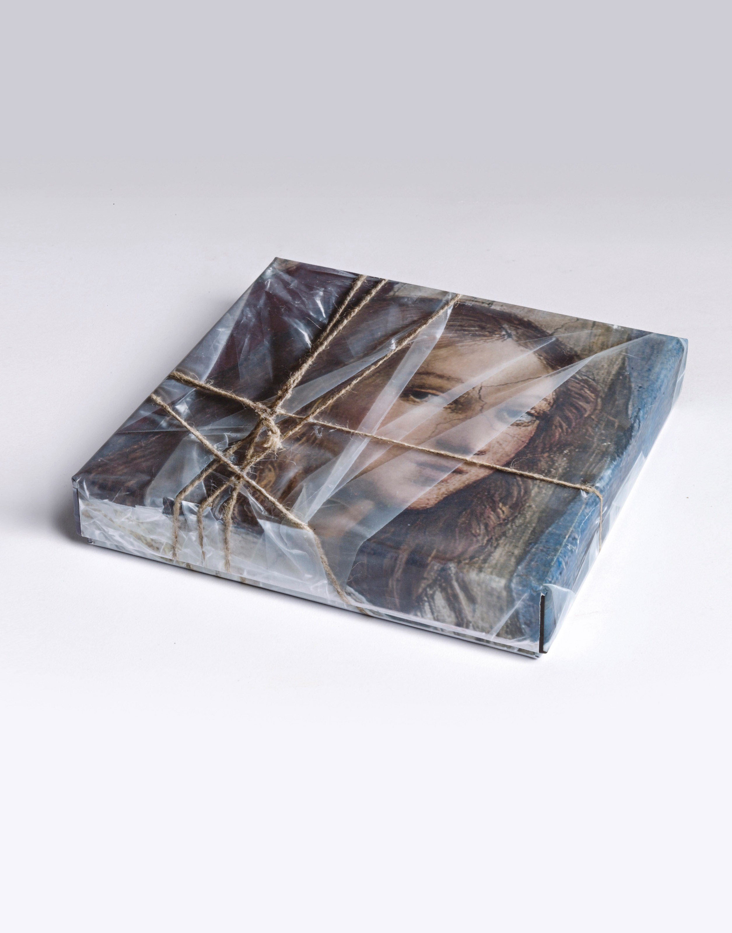 CHRISTO (B. 1935)