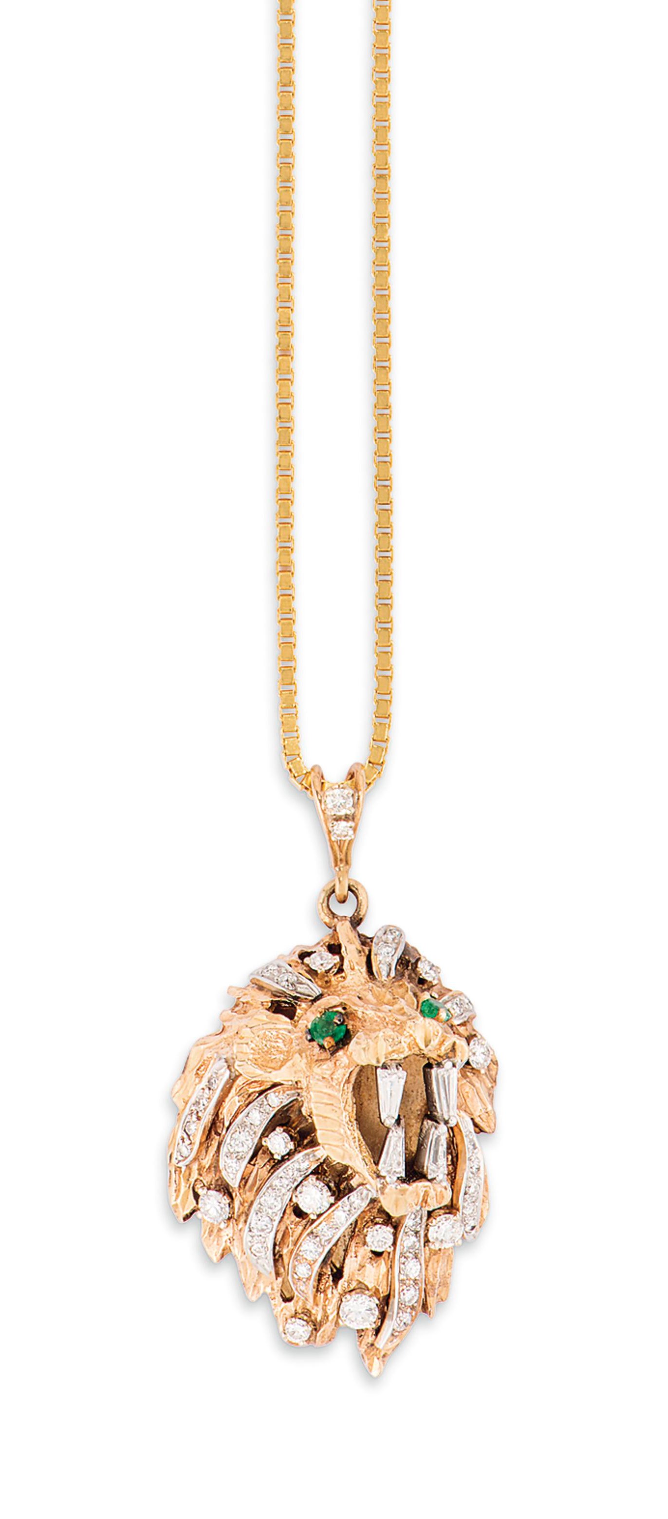 SEVEN DIAMOND PENDANT NECKLACES
