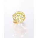 A COLOURED DIAMOND RING
